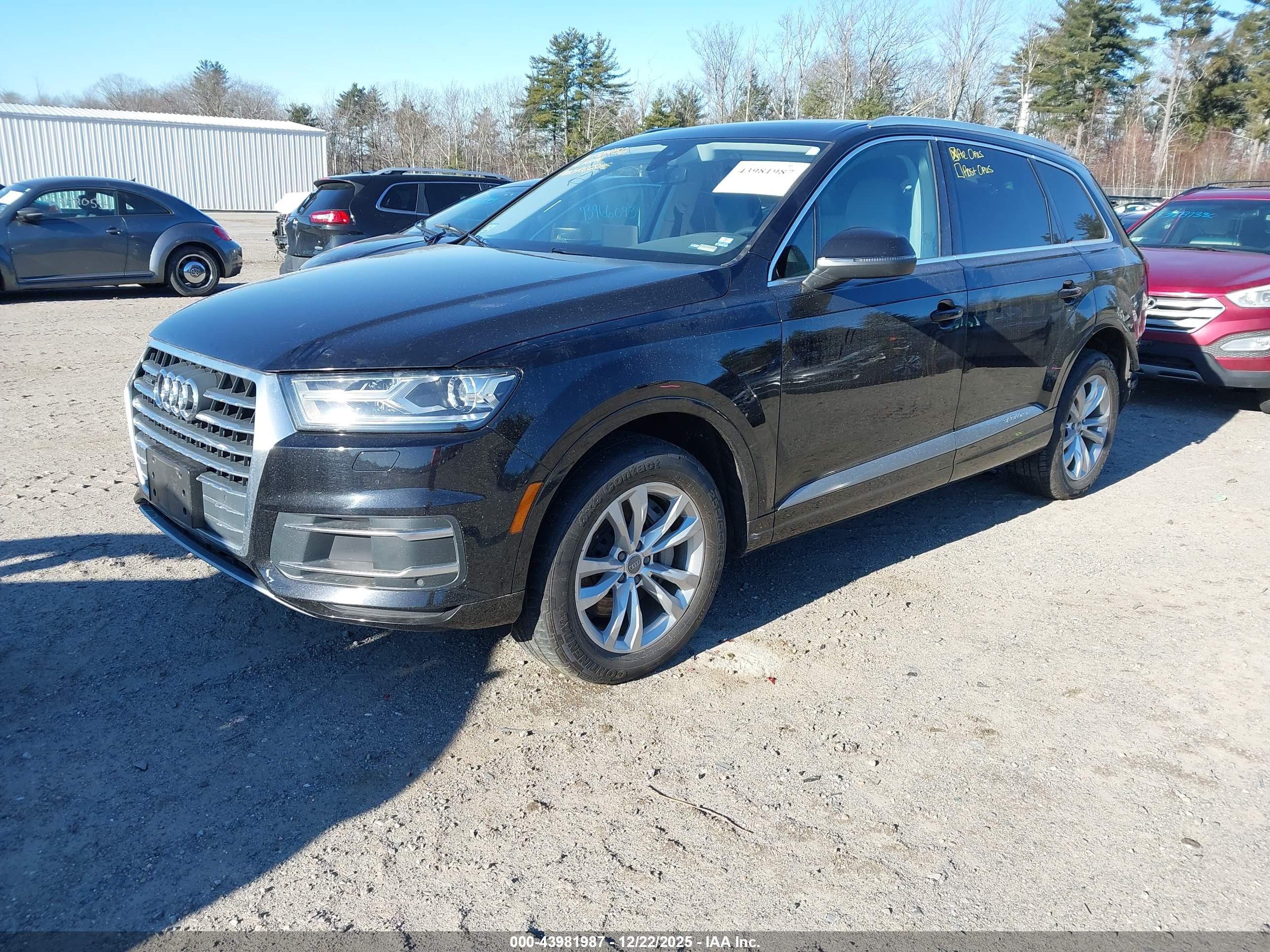 AUDI Q7 image 2