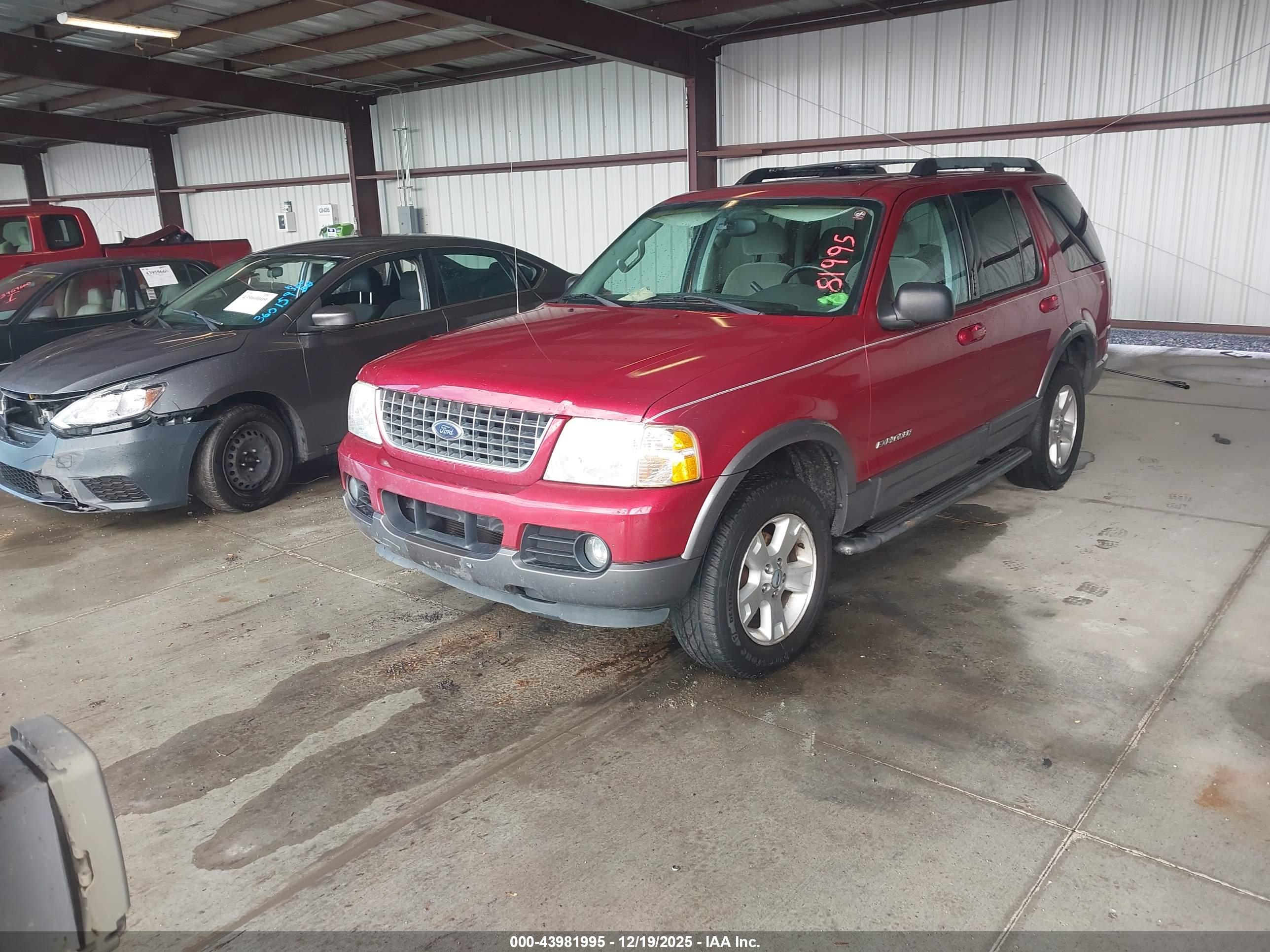 FORD EXPLORER image 2