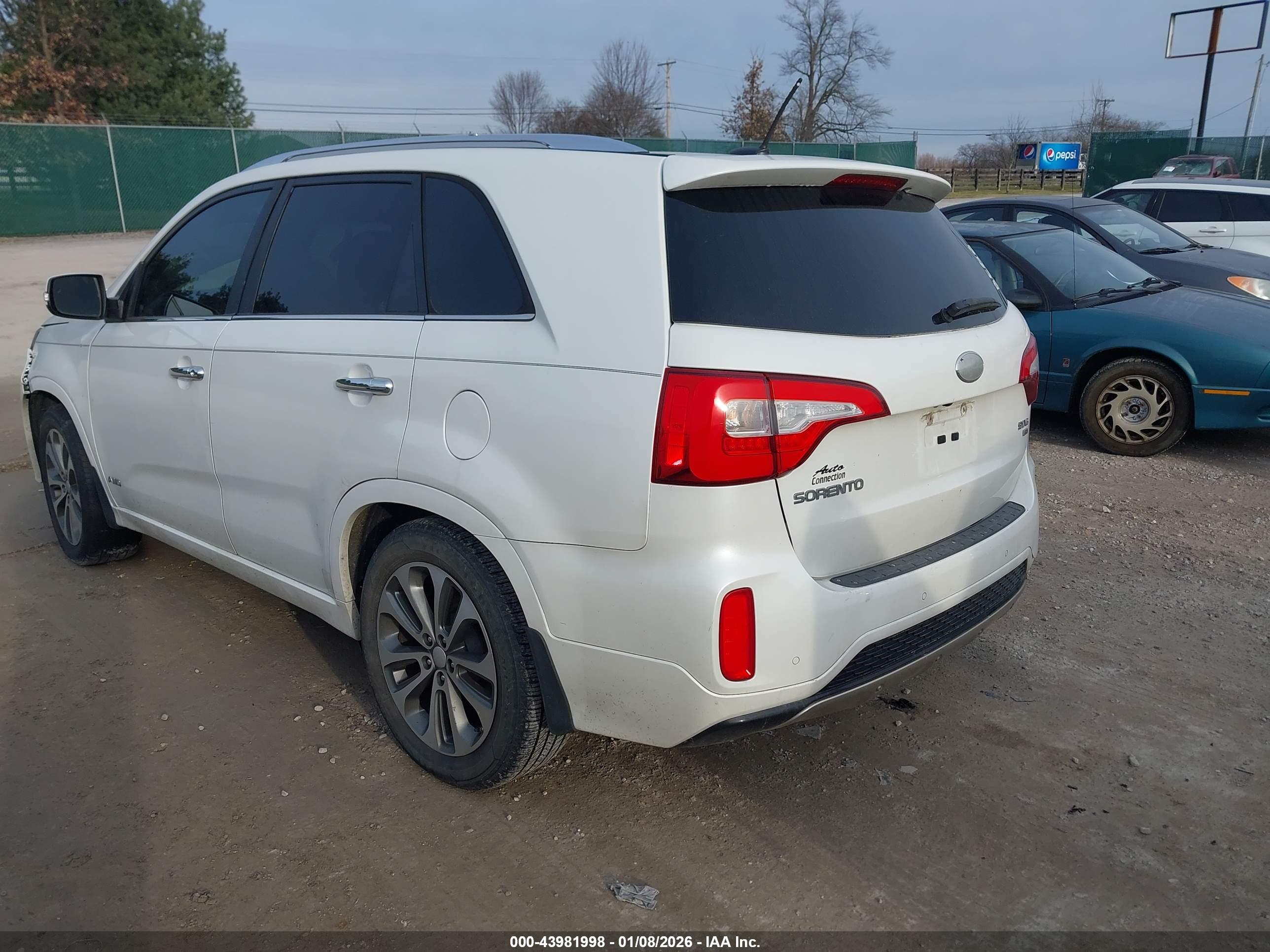KIA SORENTO image 3