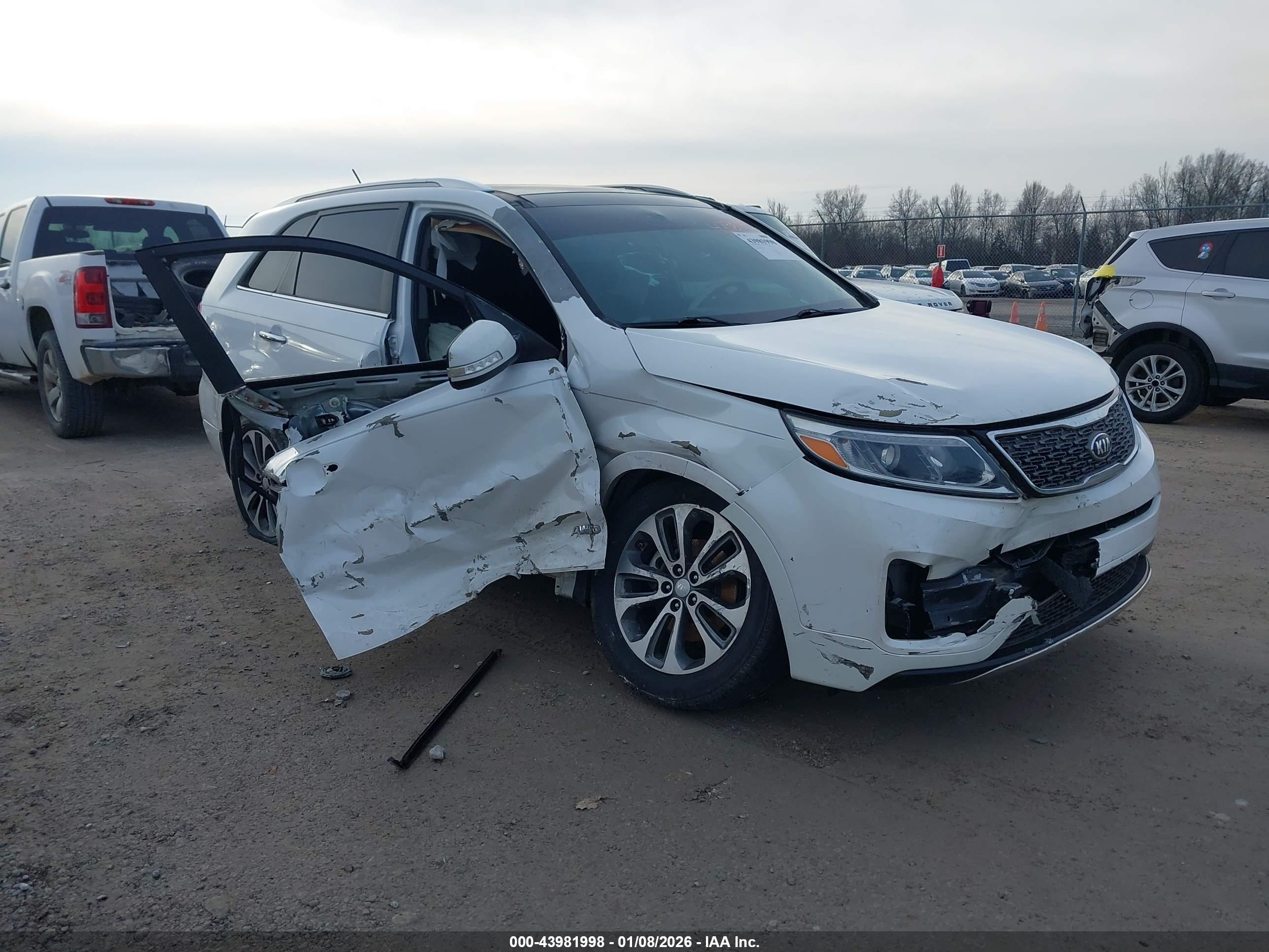 KIA SORENTO image 6