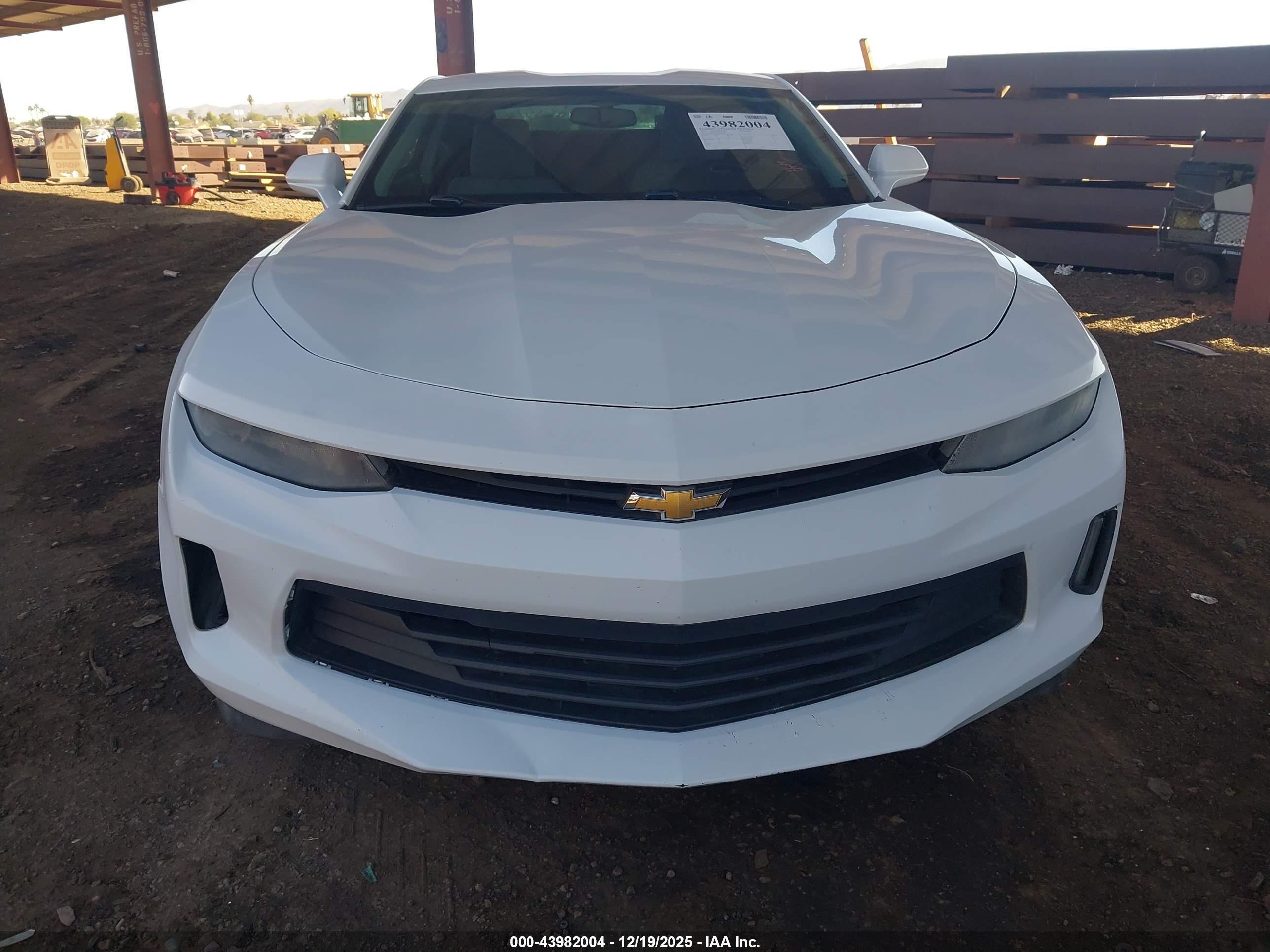 CHEVROLET CAMARO image 6