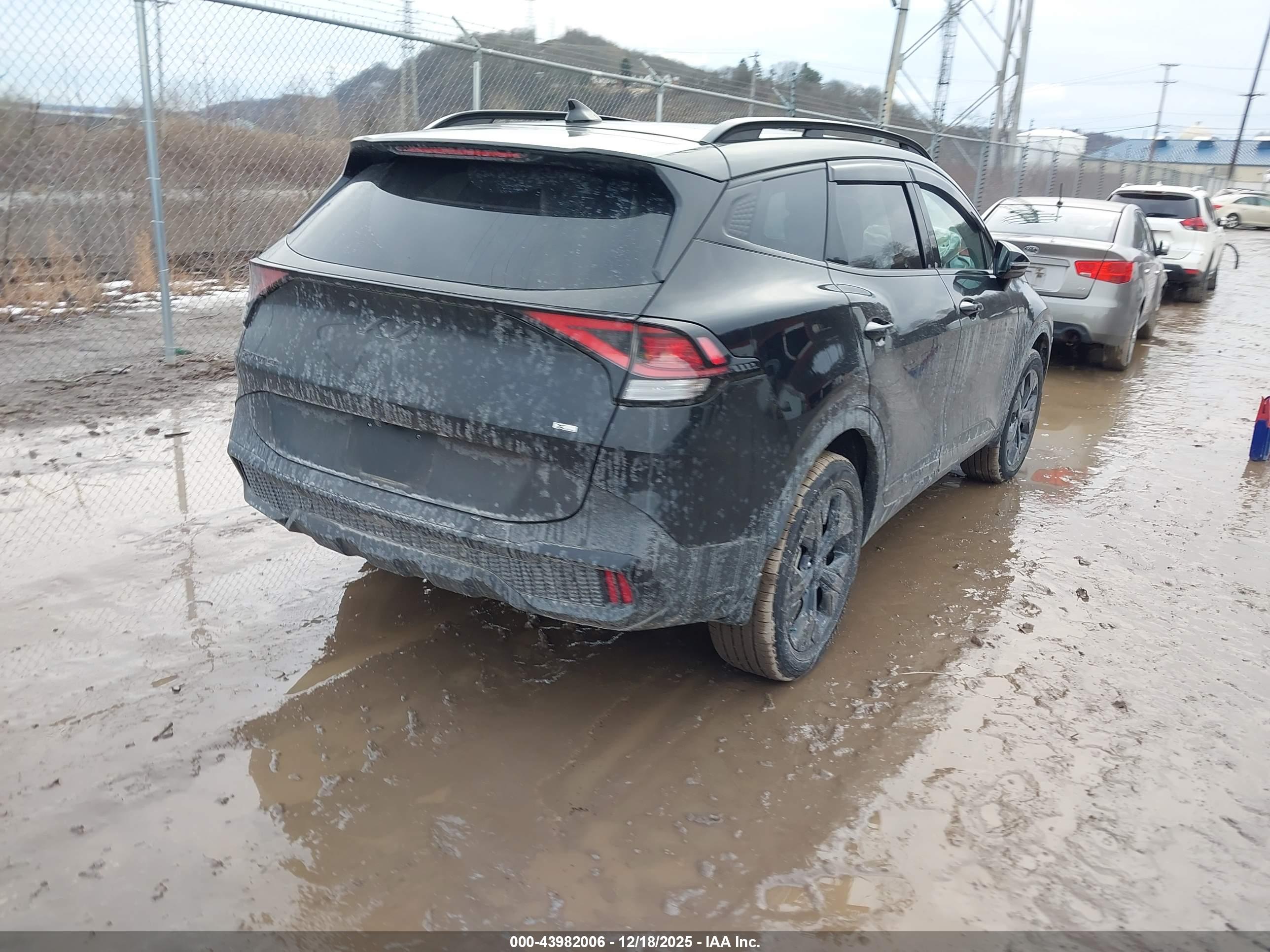 KIA SPORTAGE image 4
