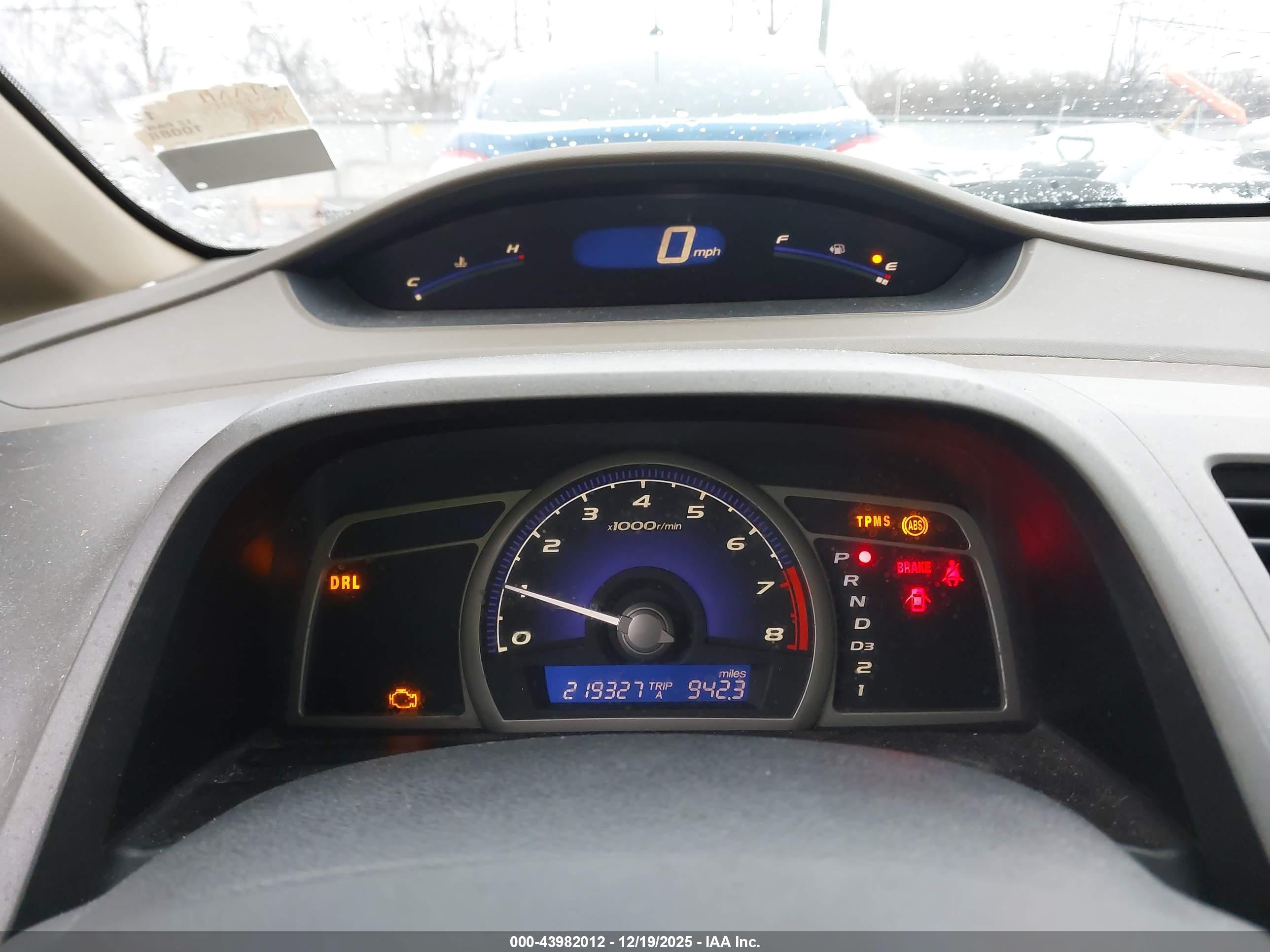 HONDA CIVIC image 7