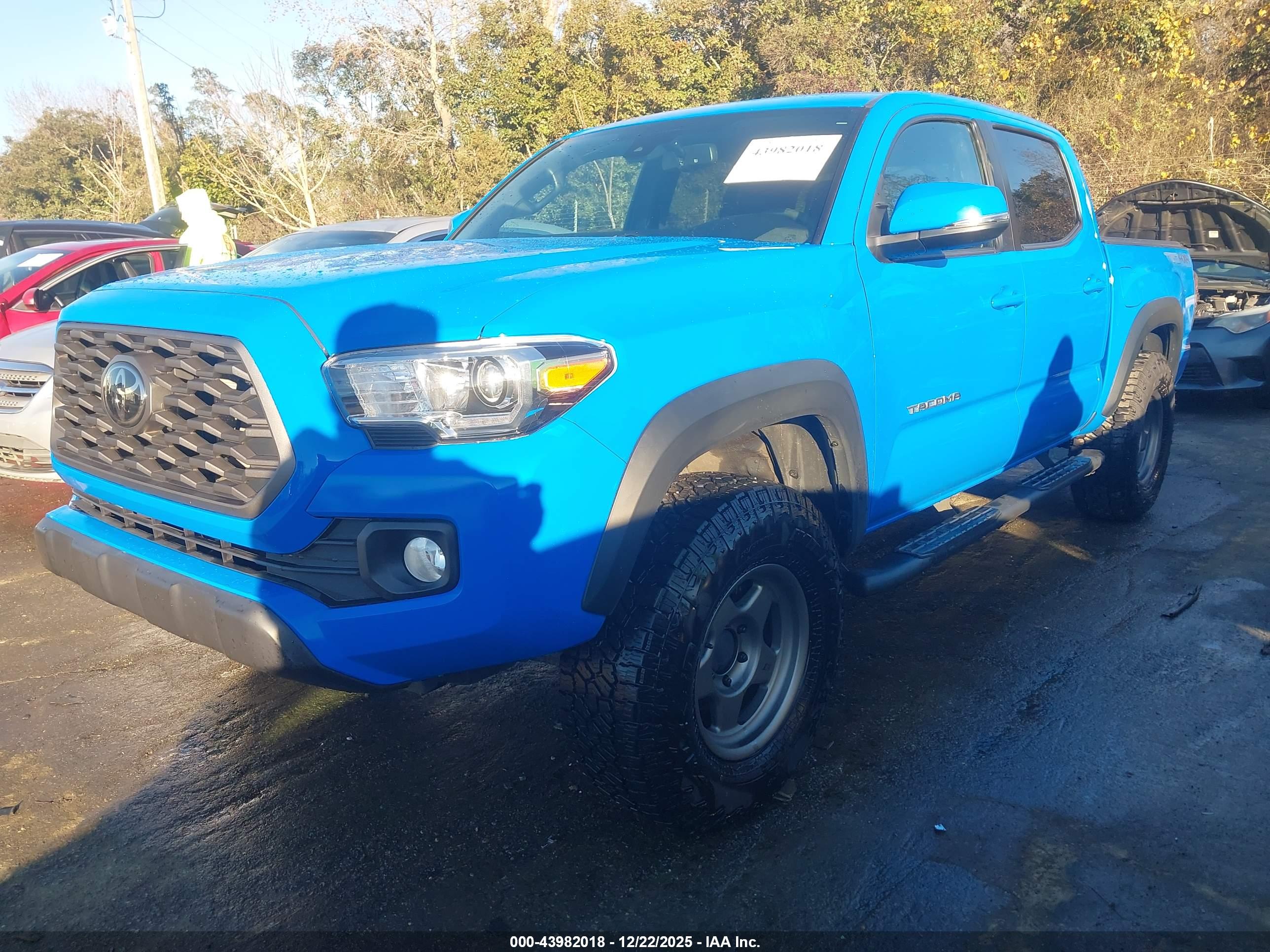 TOYOTA TACOMA image 2