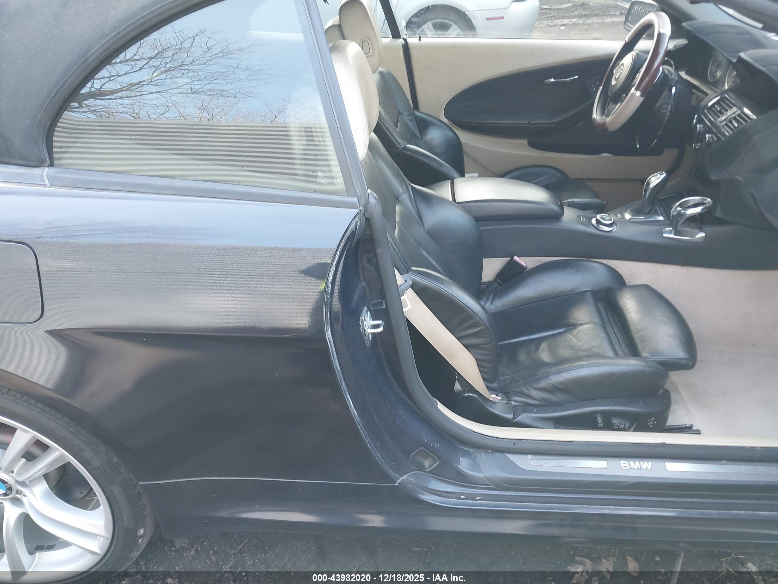 BMW 650I image 8
