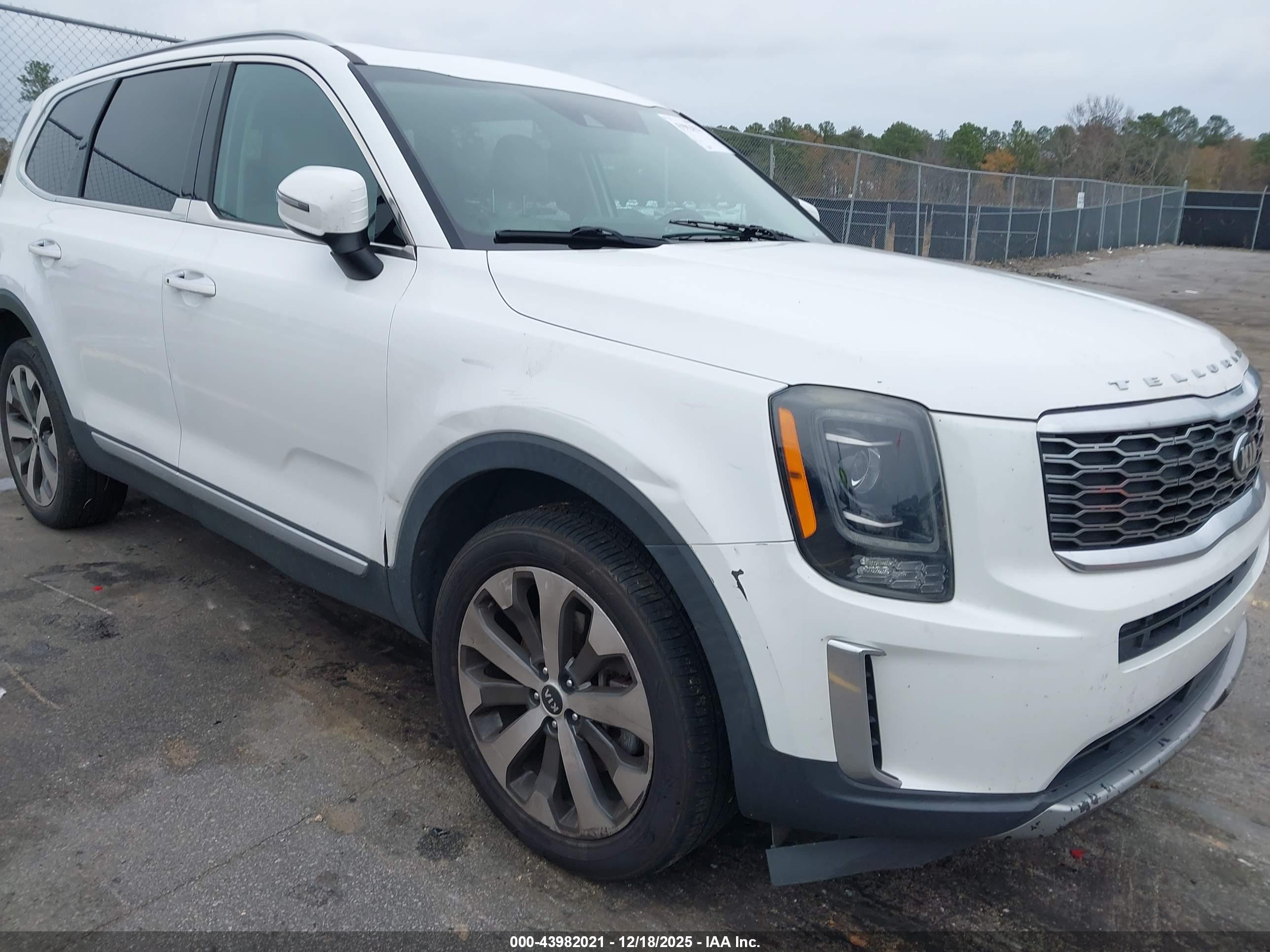 KIA TELLURIDE image 6