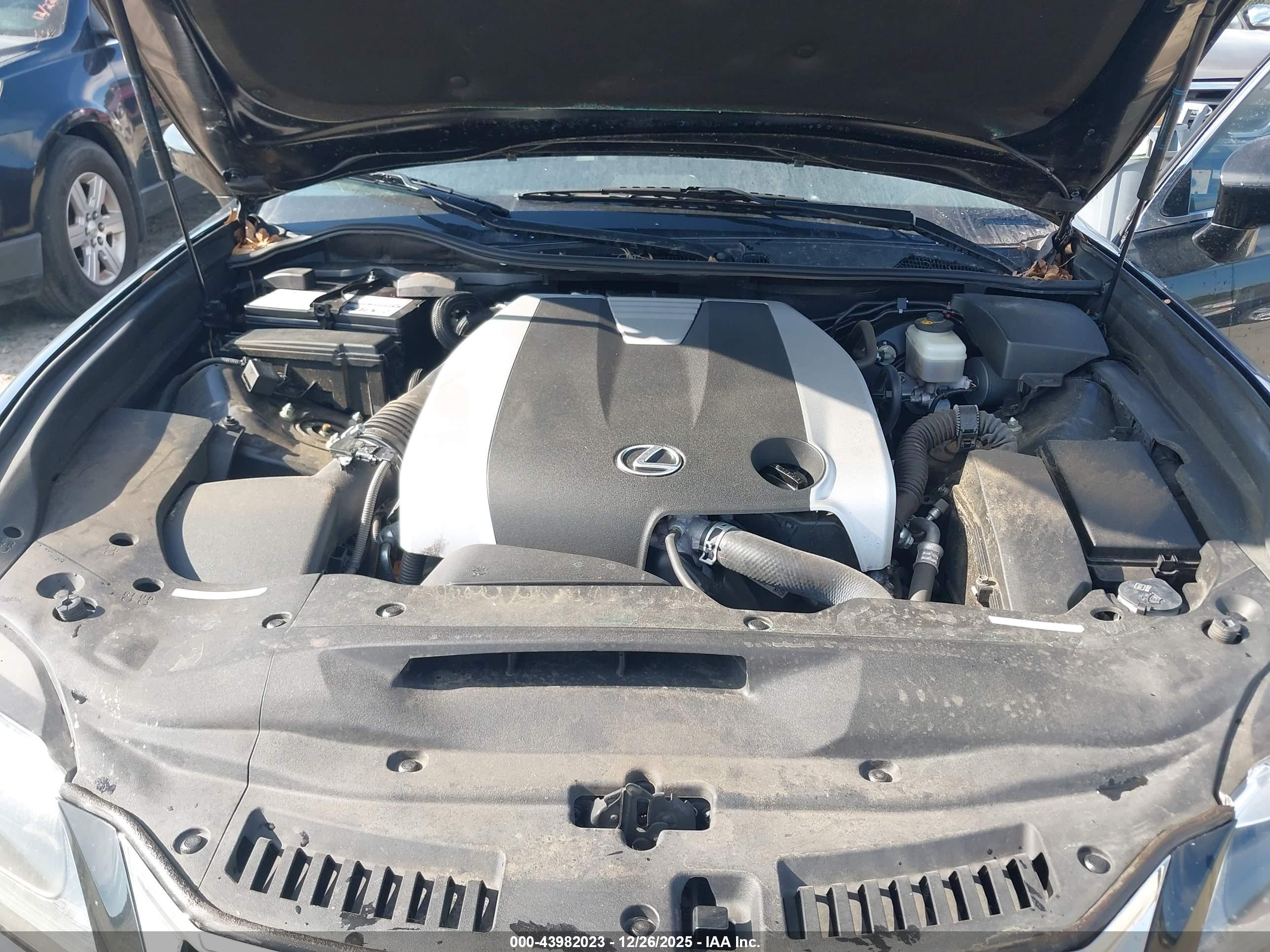 LEXUS GS image 10