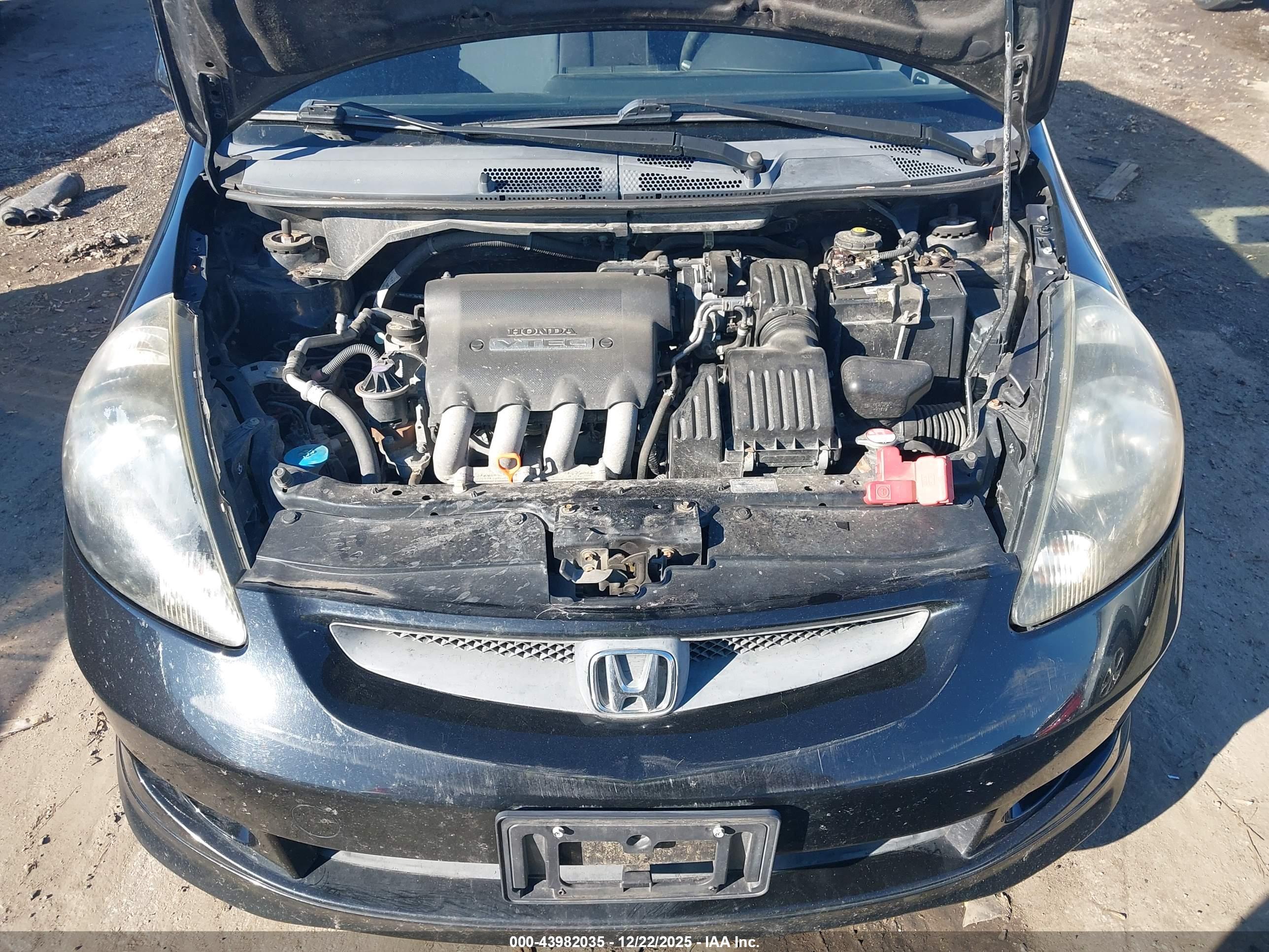 HONDA FIT image 10