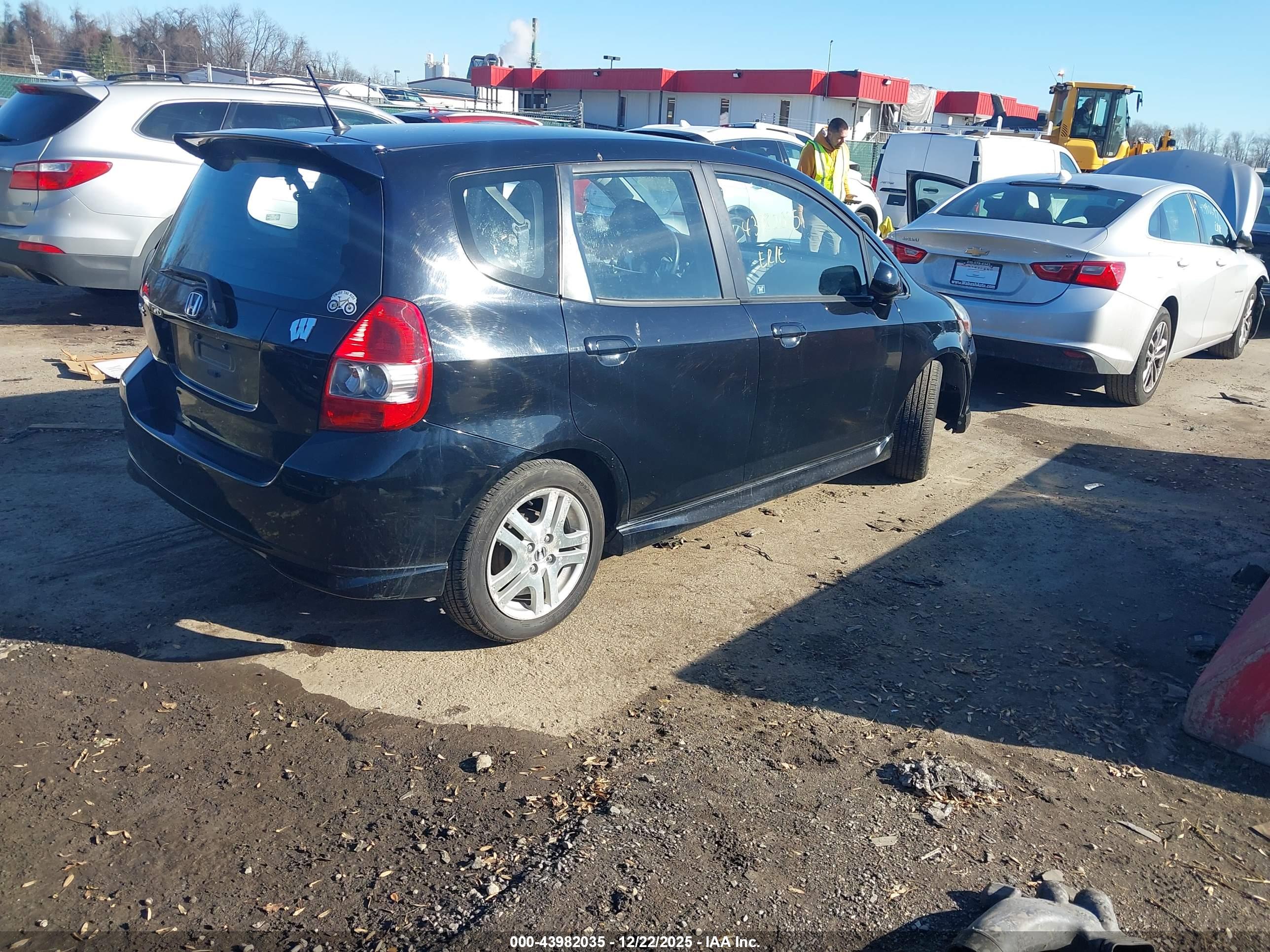 HONDA FIT image 4