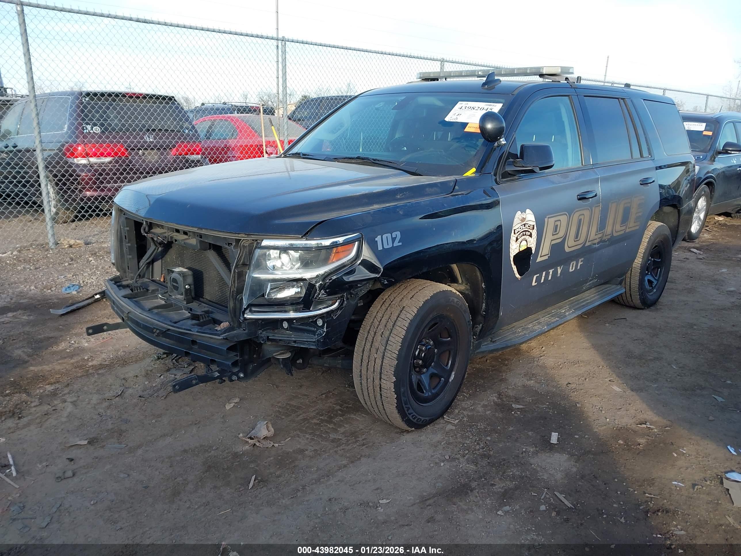CHEVROLET TAHOE image 2
