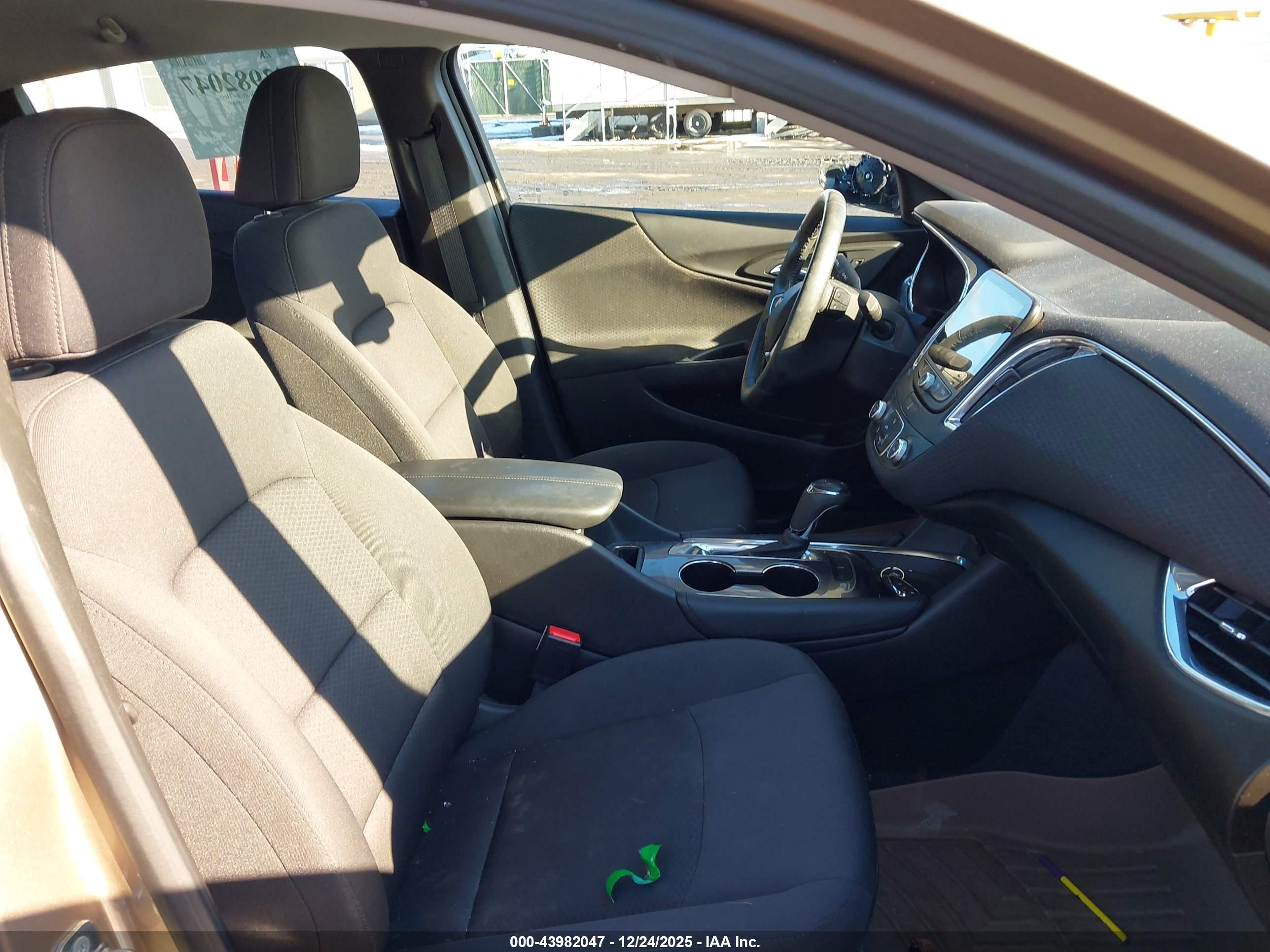 CHEVROLET MALIBU image 5