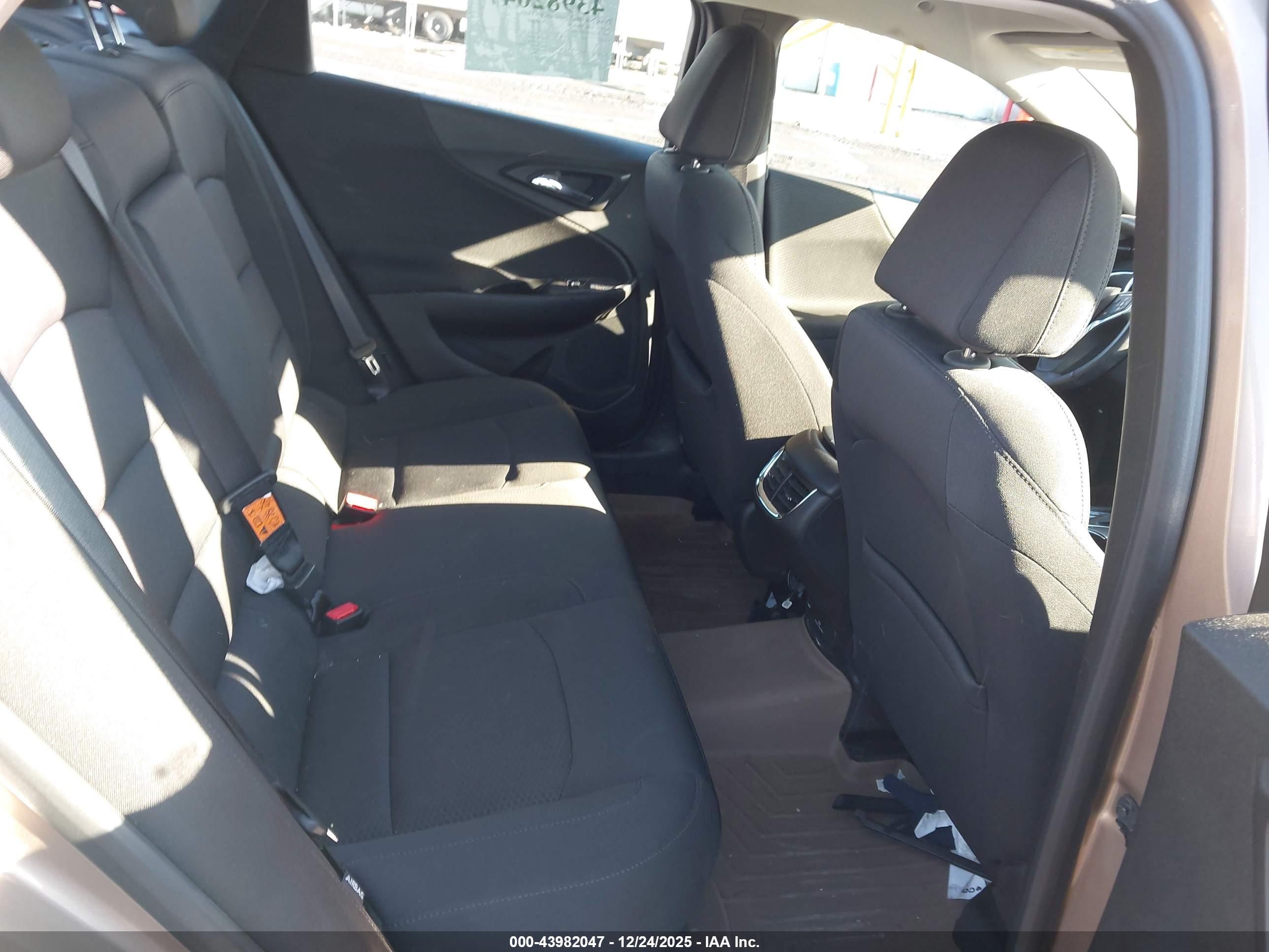 CHEVROLET MALIBU image 8