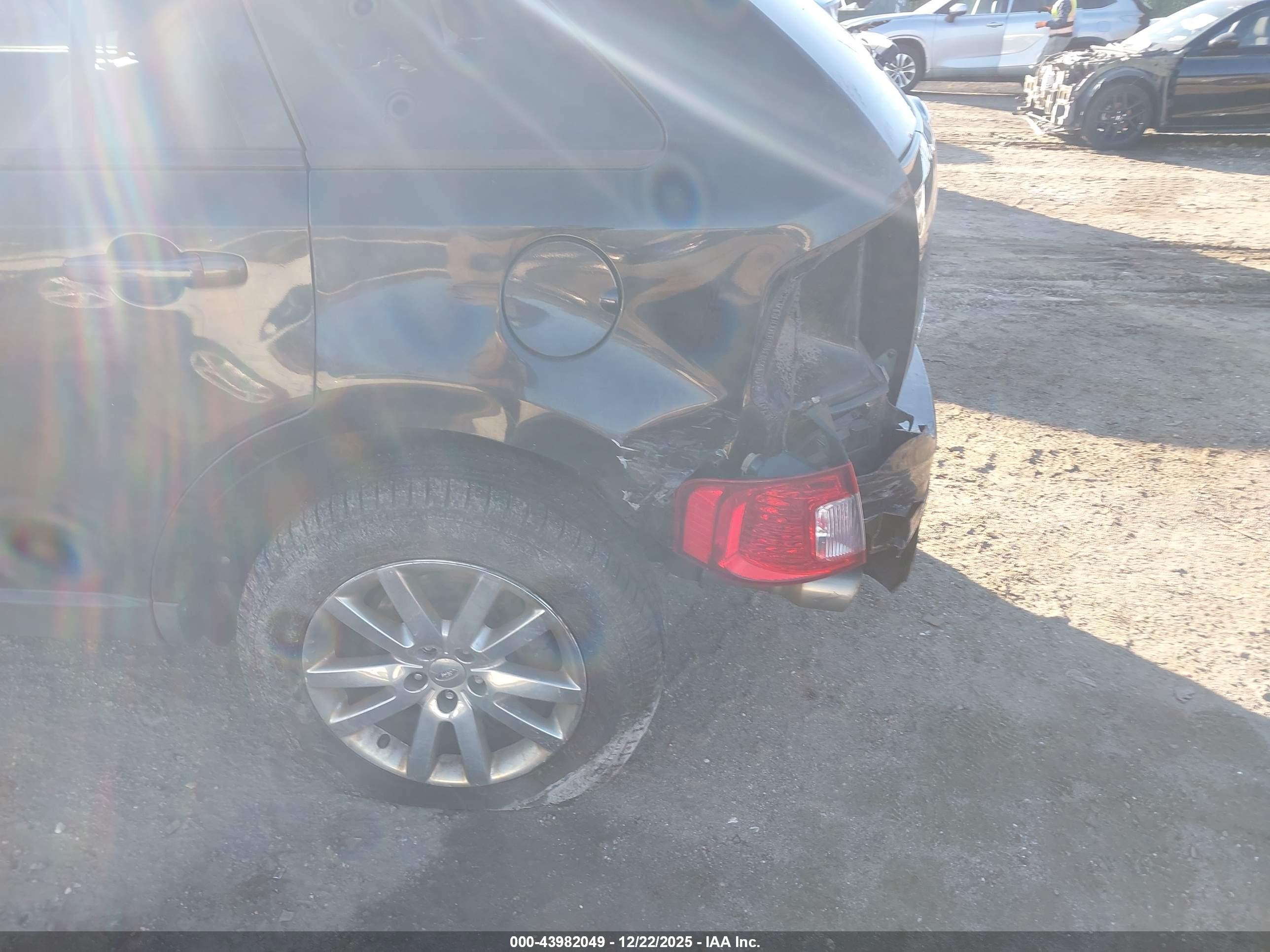 FORD EDGE image 6