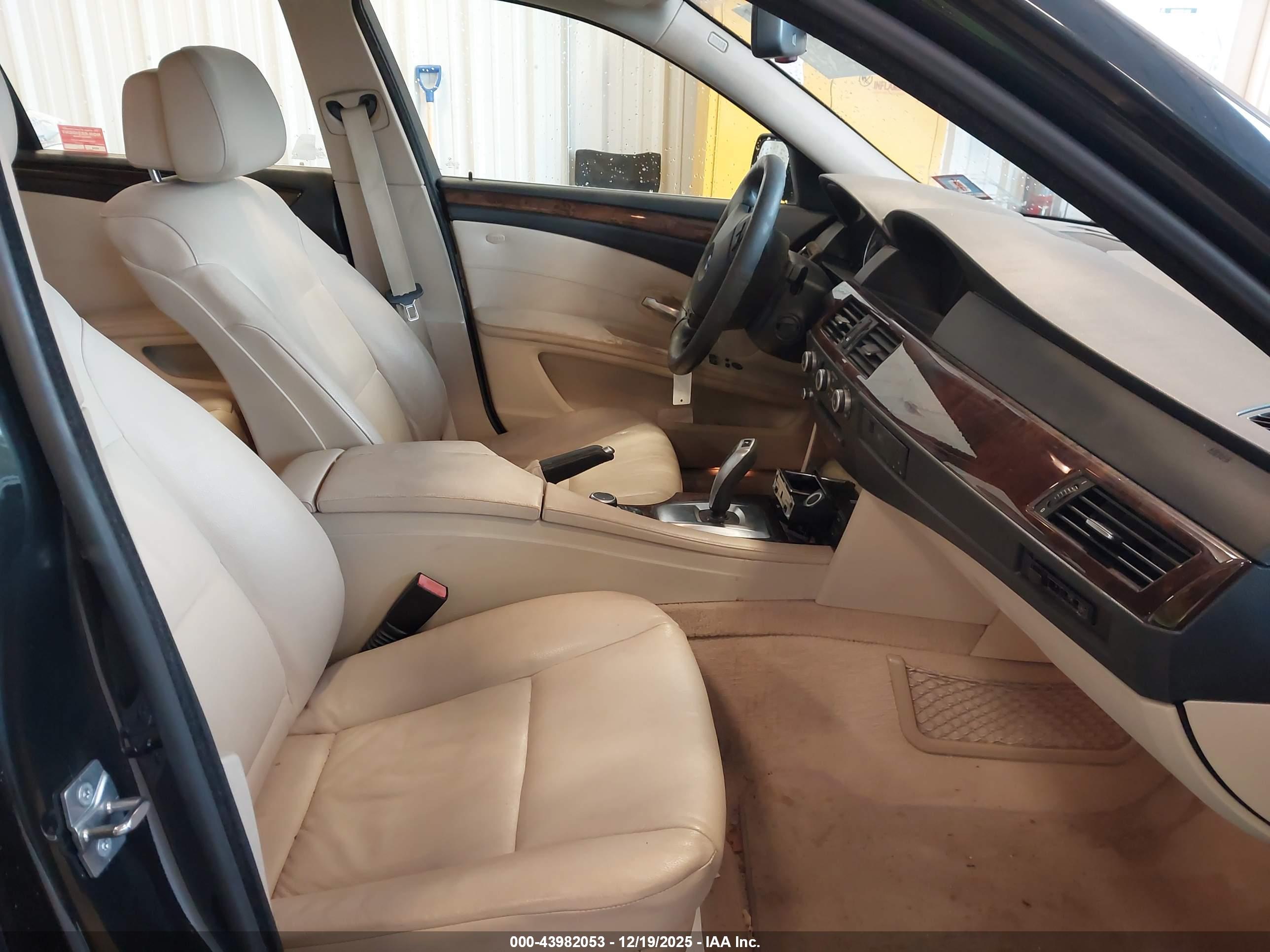 BMW 535I image 5