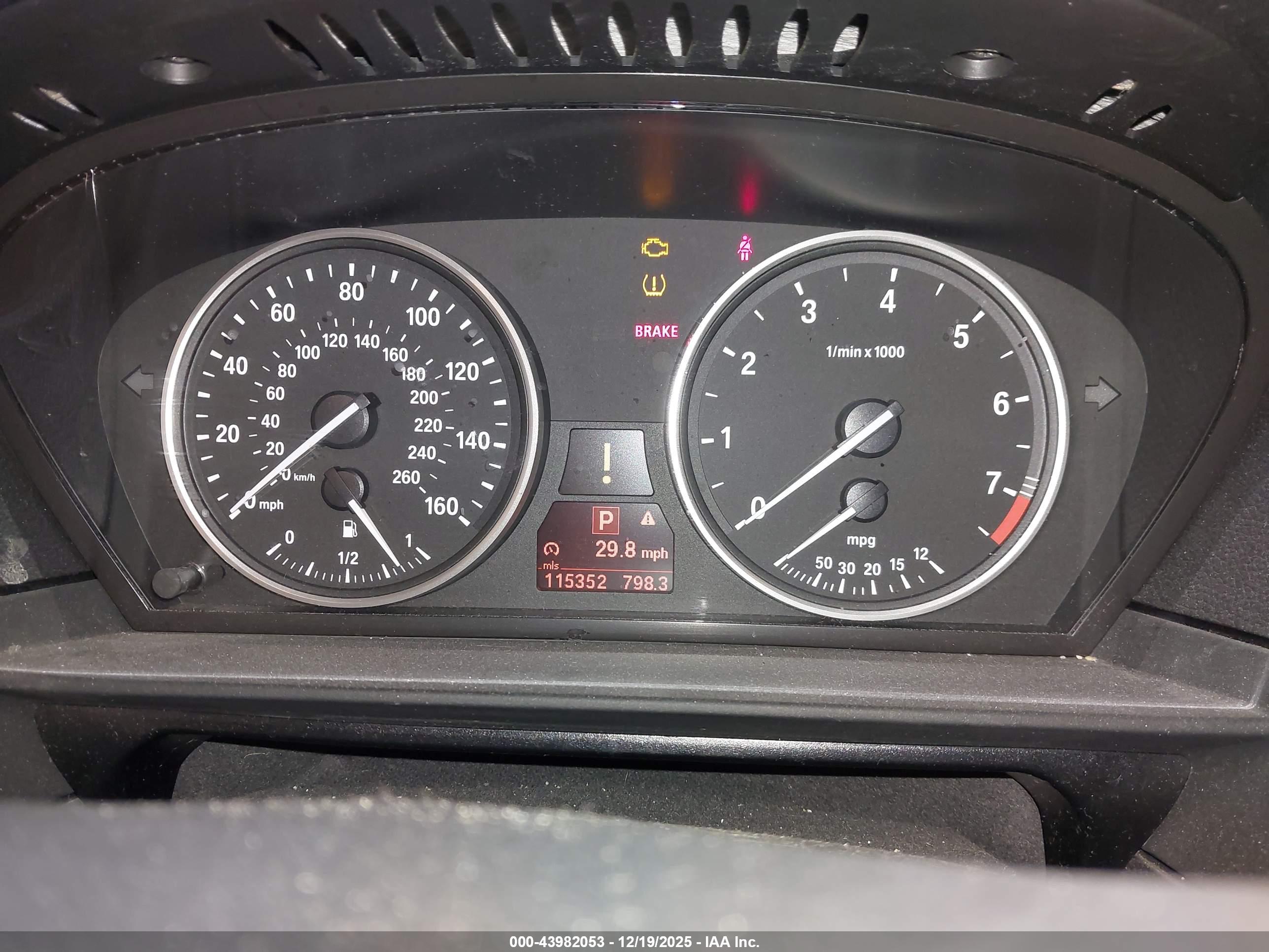 BMW 535I image 7