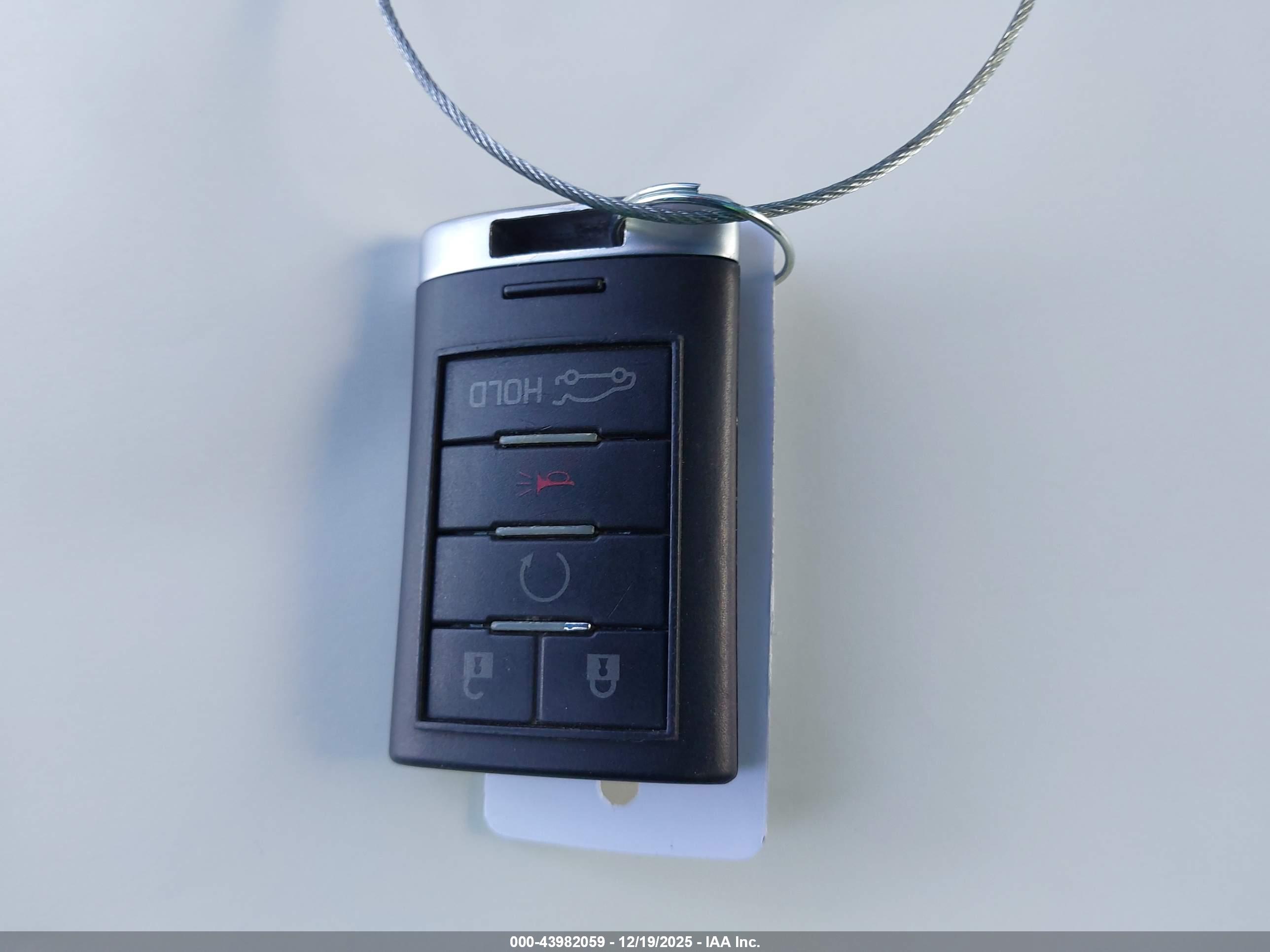CADILLAC XTS image 11