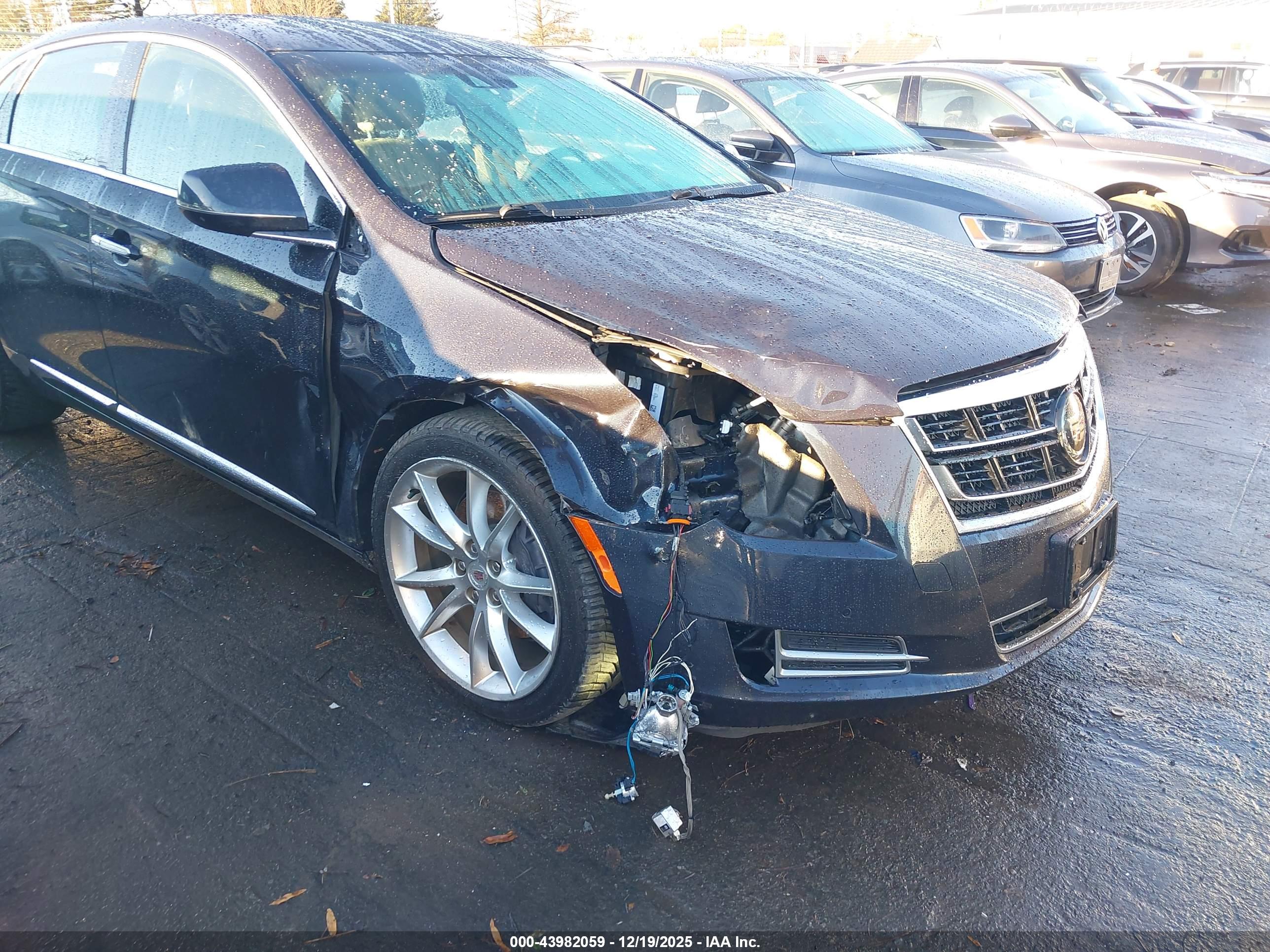 CADILLAC XTS image 6