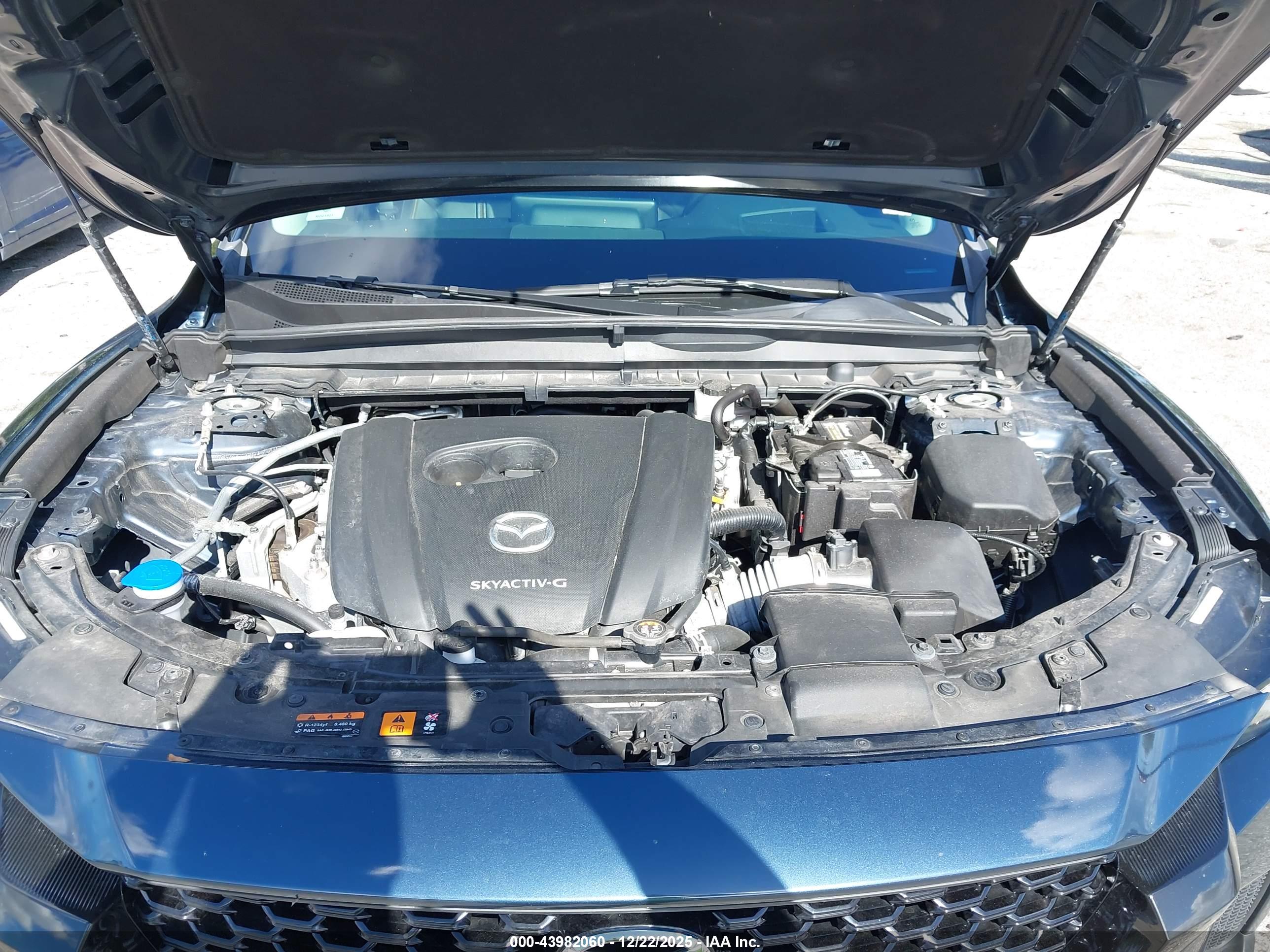 MAZDA CX-50 image 10