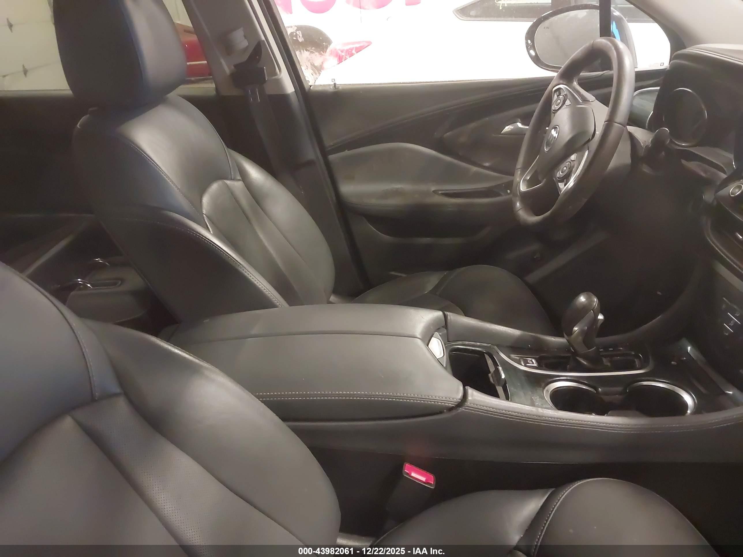 BUICK ENVISION image 5