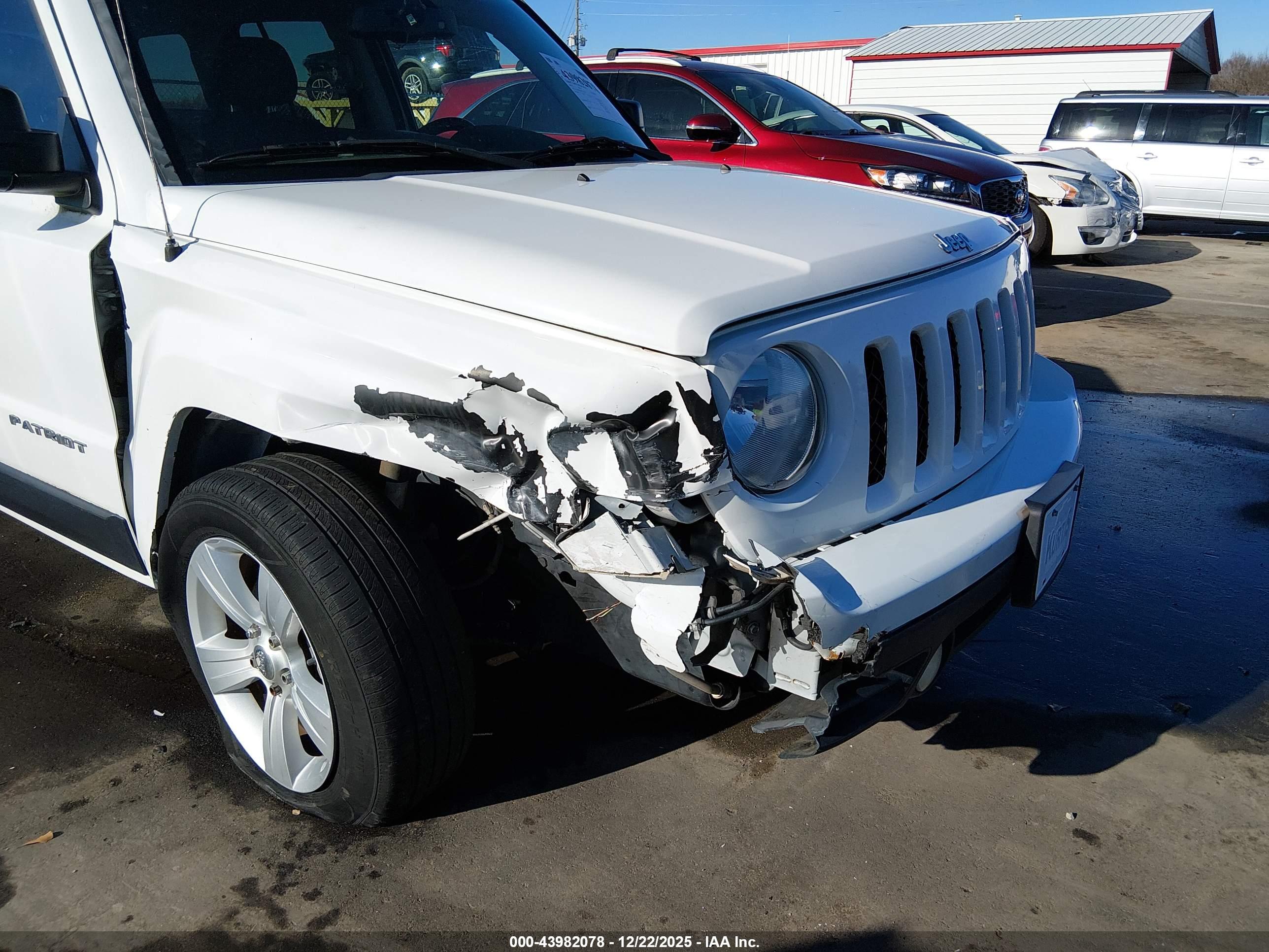 JEEP PATRIOT image 6