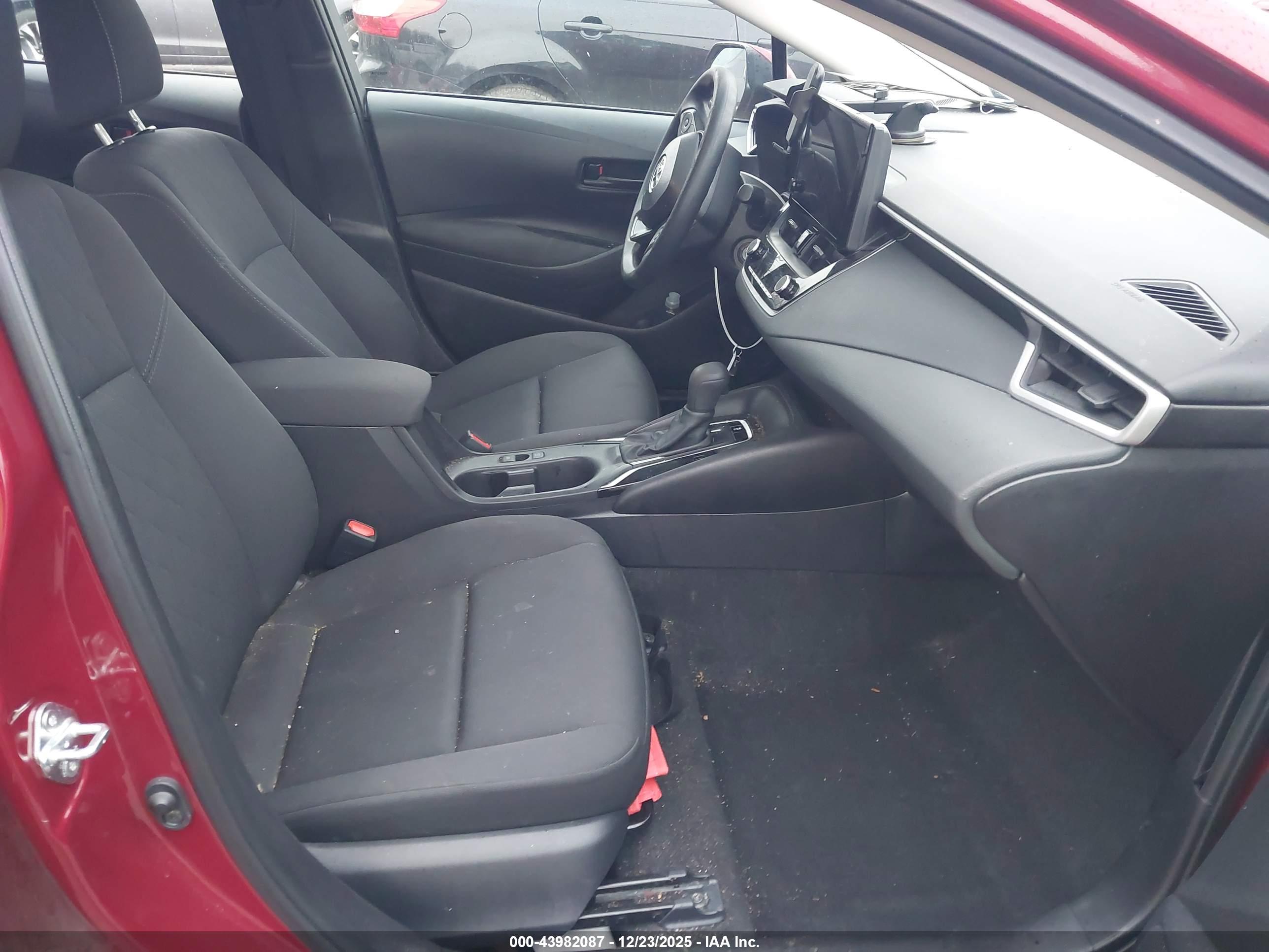 TOYOTA COROLLA image 5