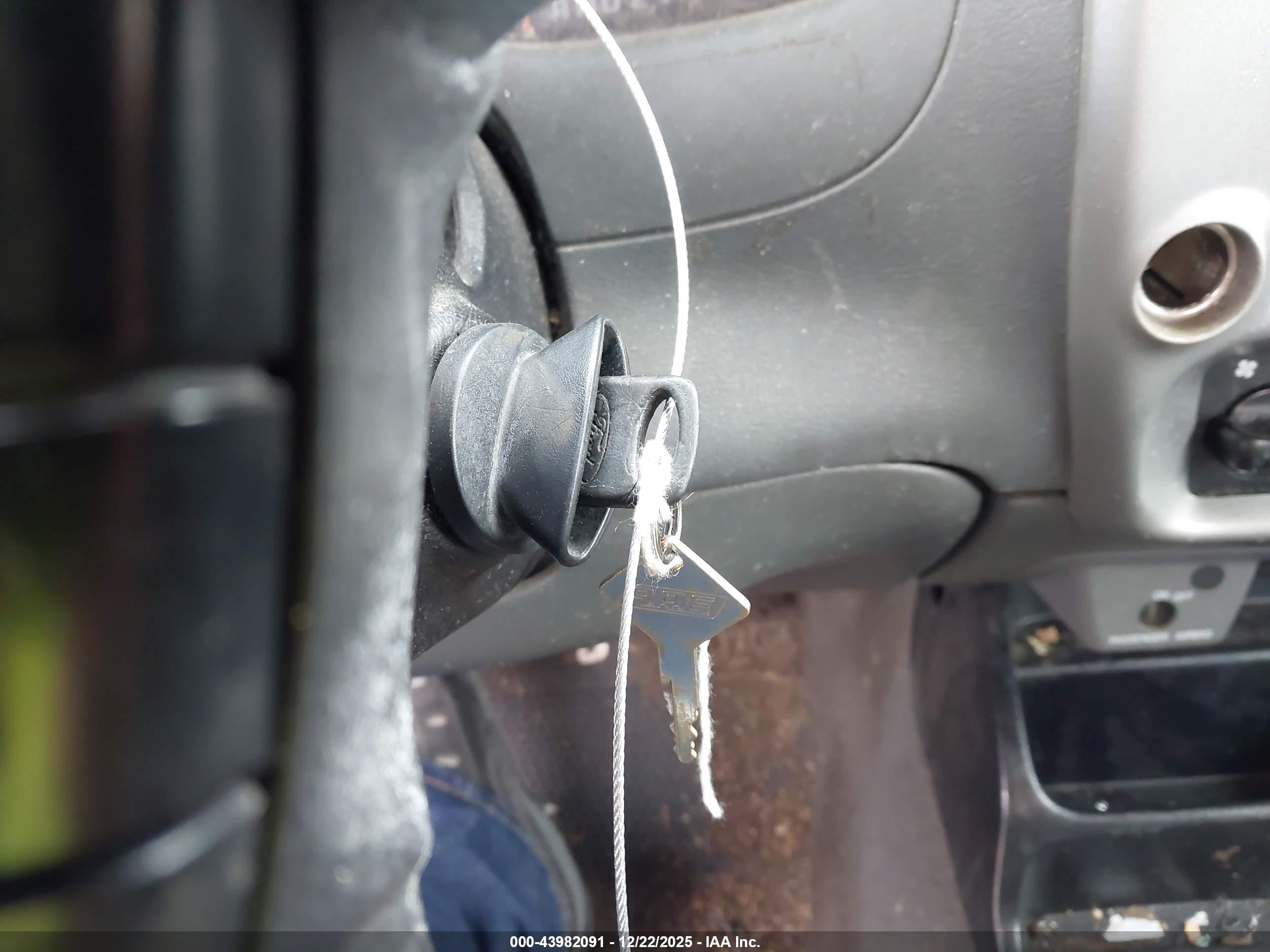 FORD RANGER image 11