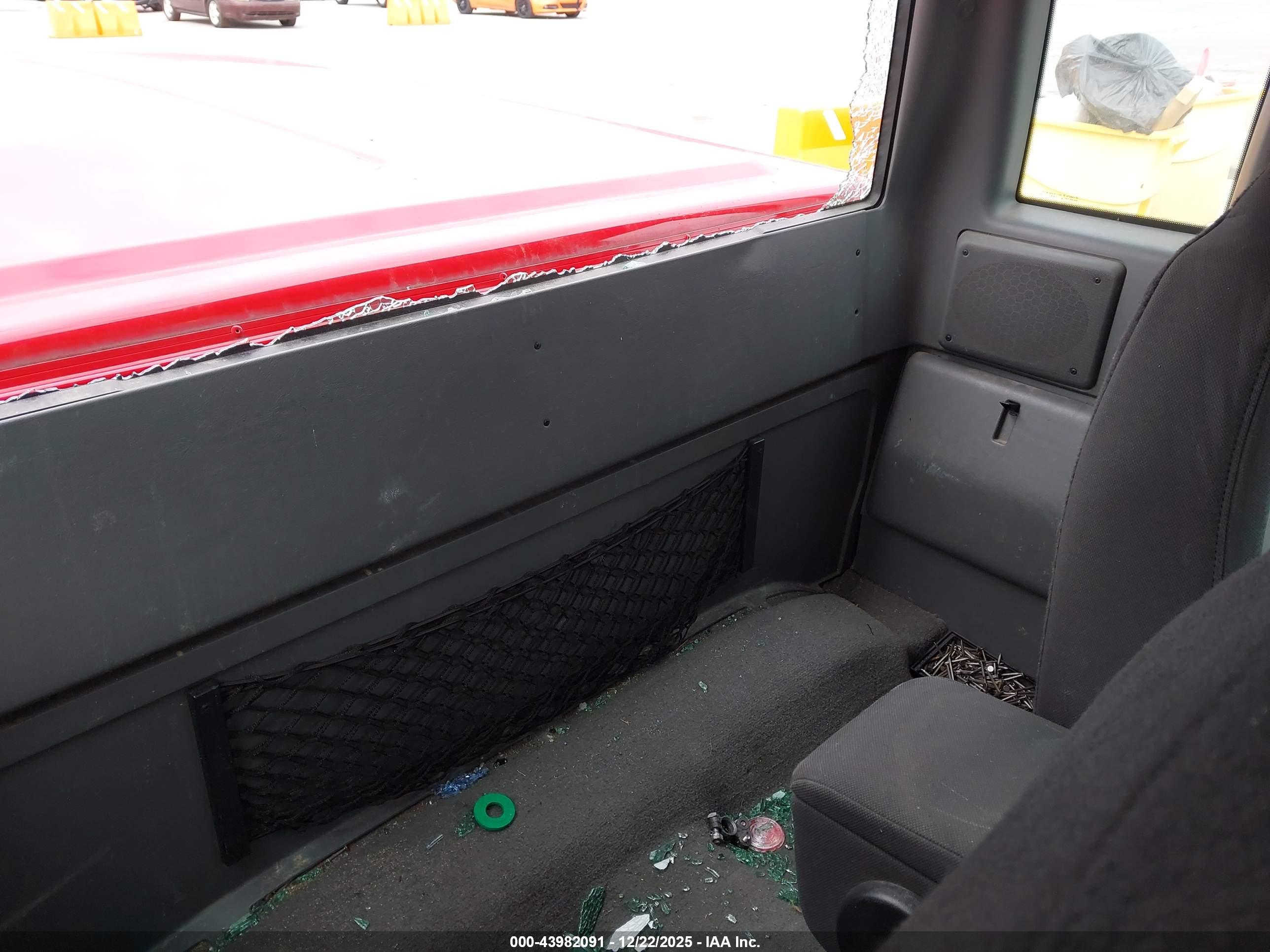 FORD RANGER image 8
