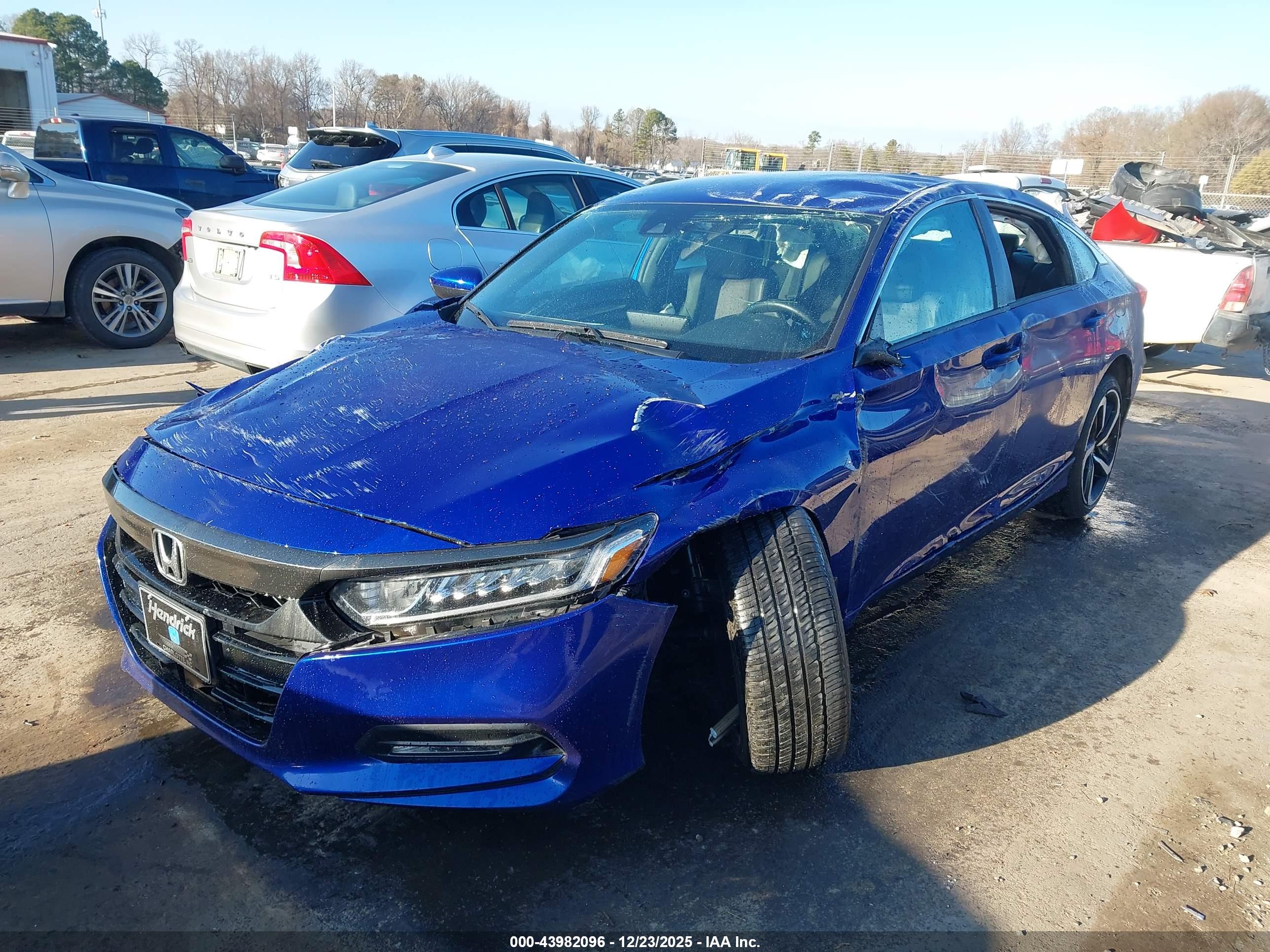 HONDA ACCORD image 2