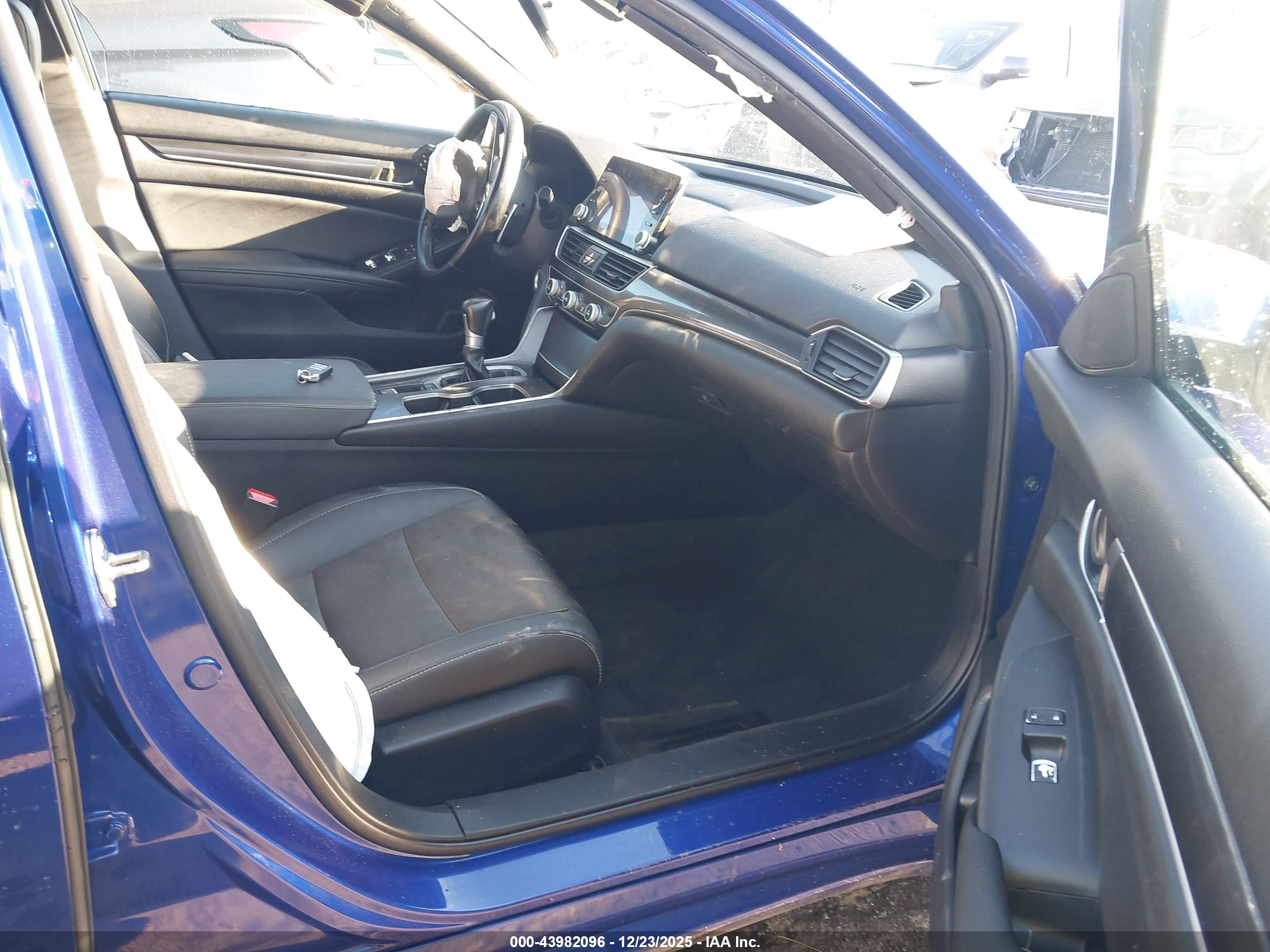HONDA ACCORD image 5