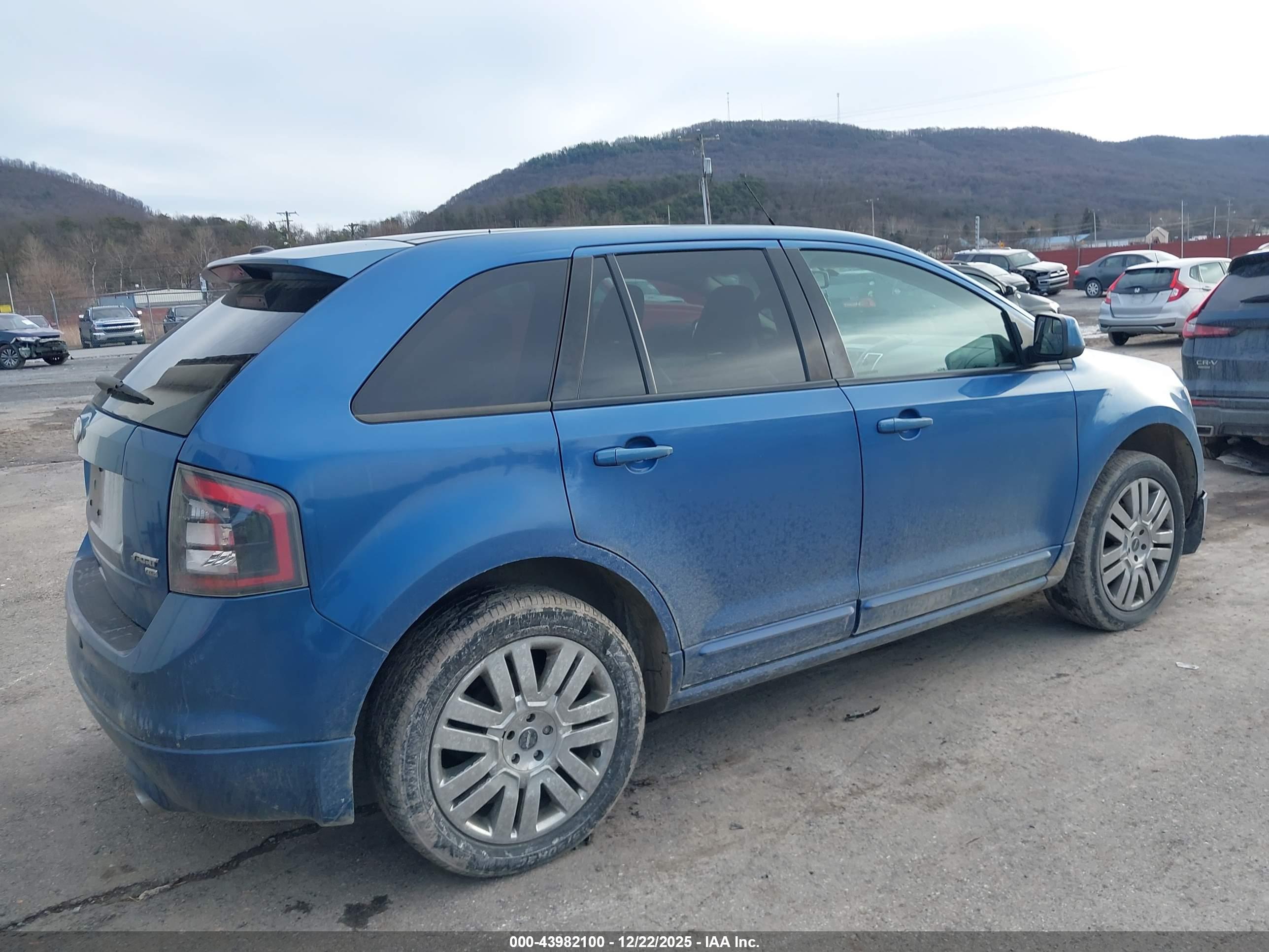 FORD EDGE image 4