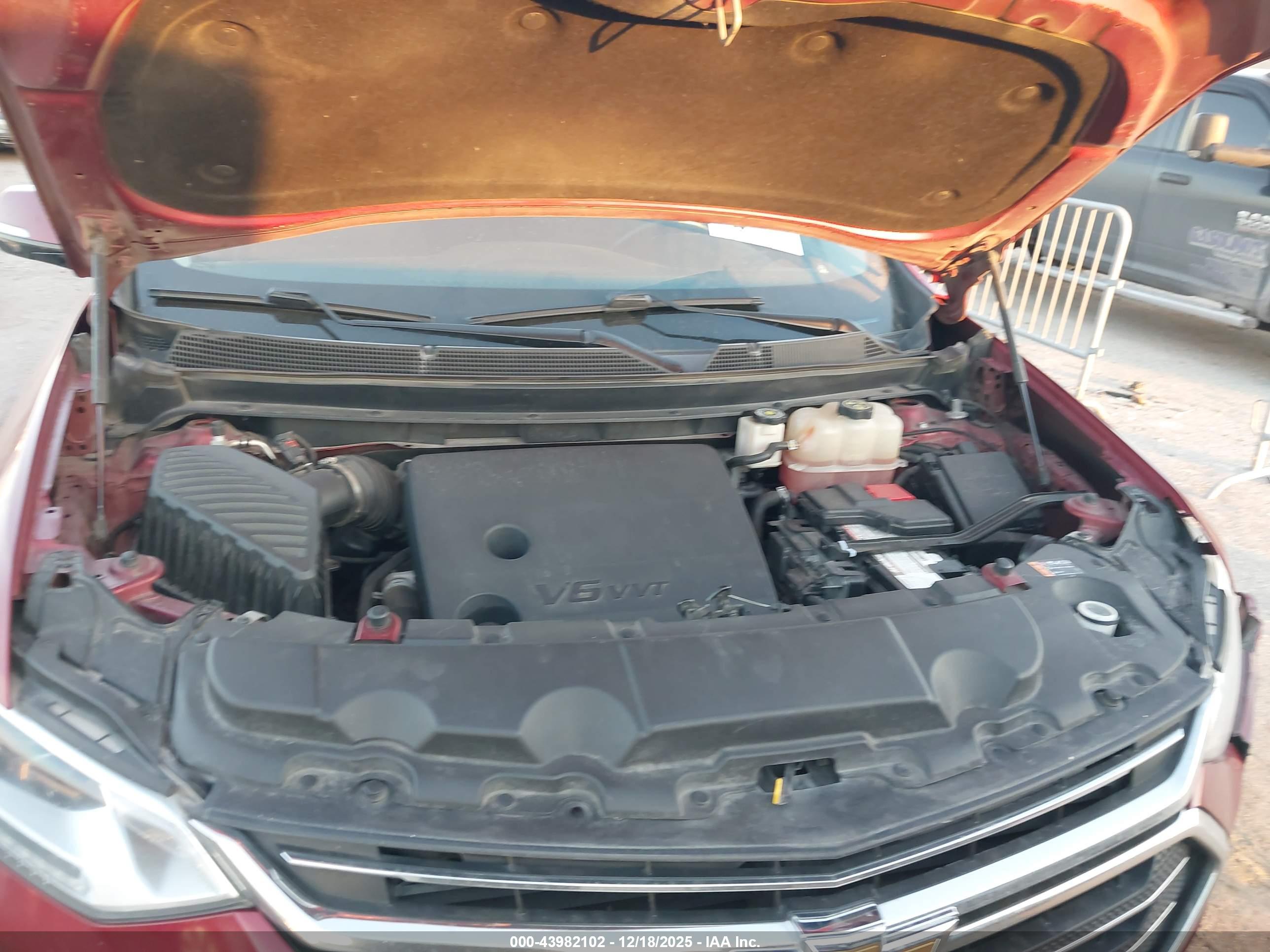 CHEVROLET TRAVERSE image 10
