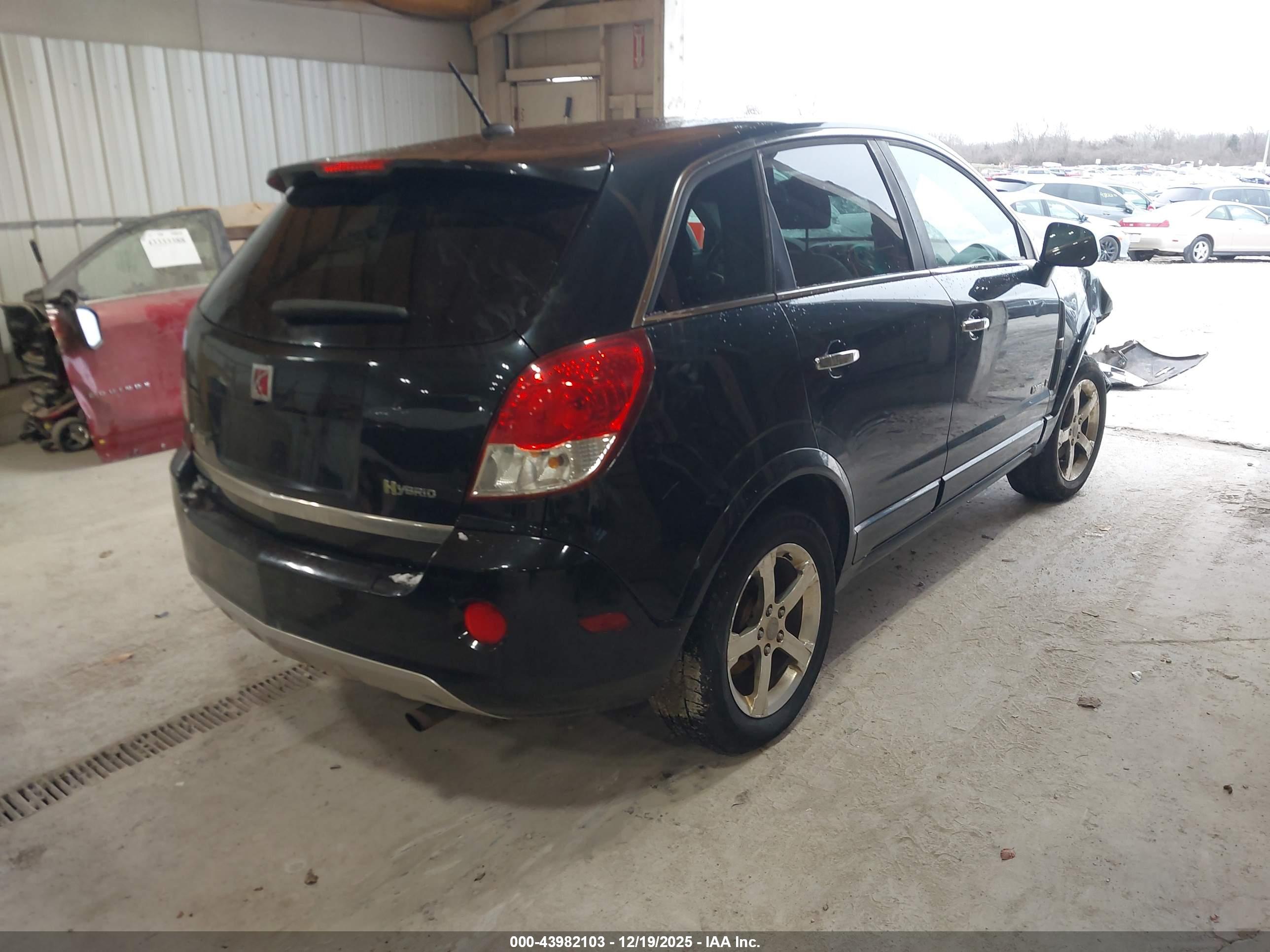 SATURN VUE image 4