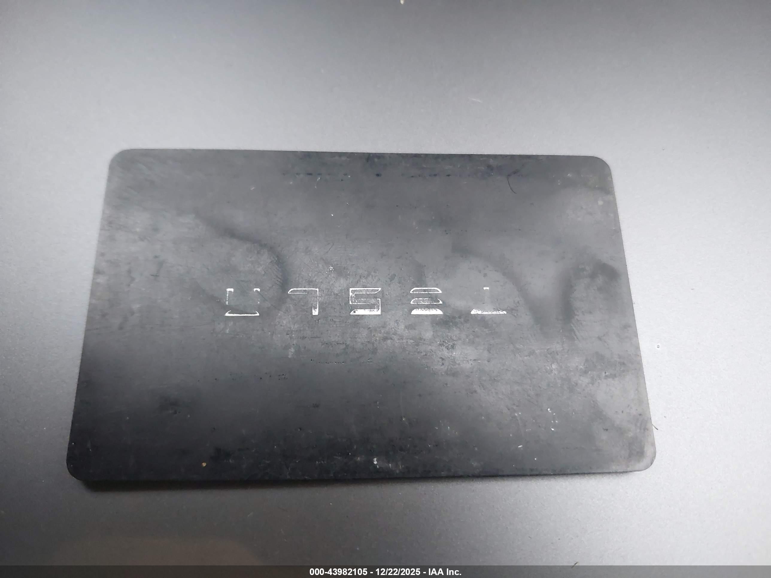 TESLA MODEL image 11