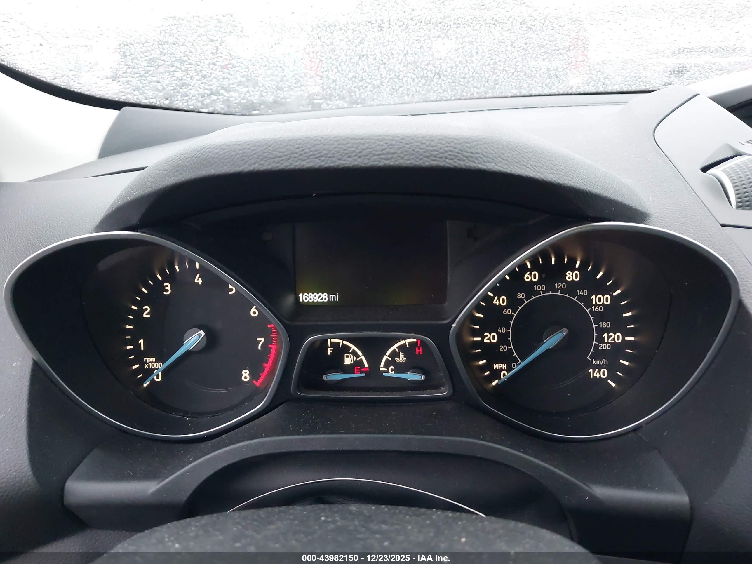 FORD ESCAPE image 7