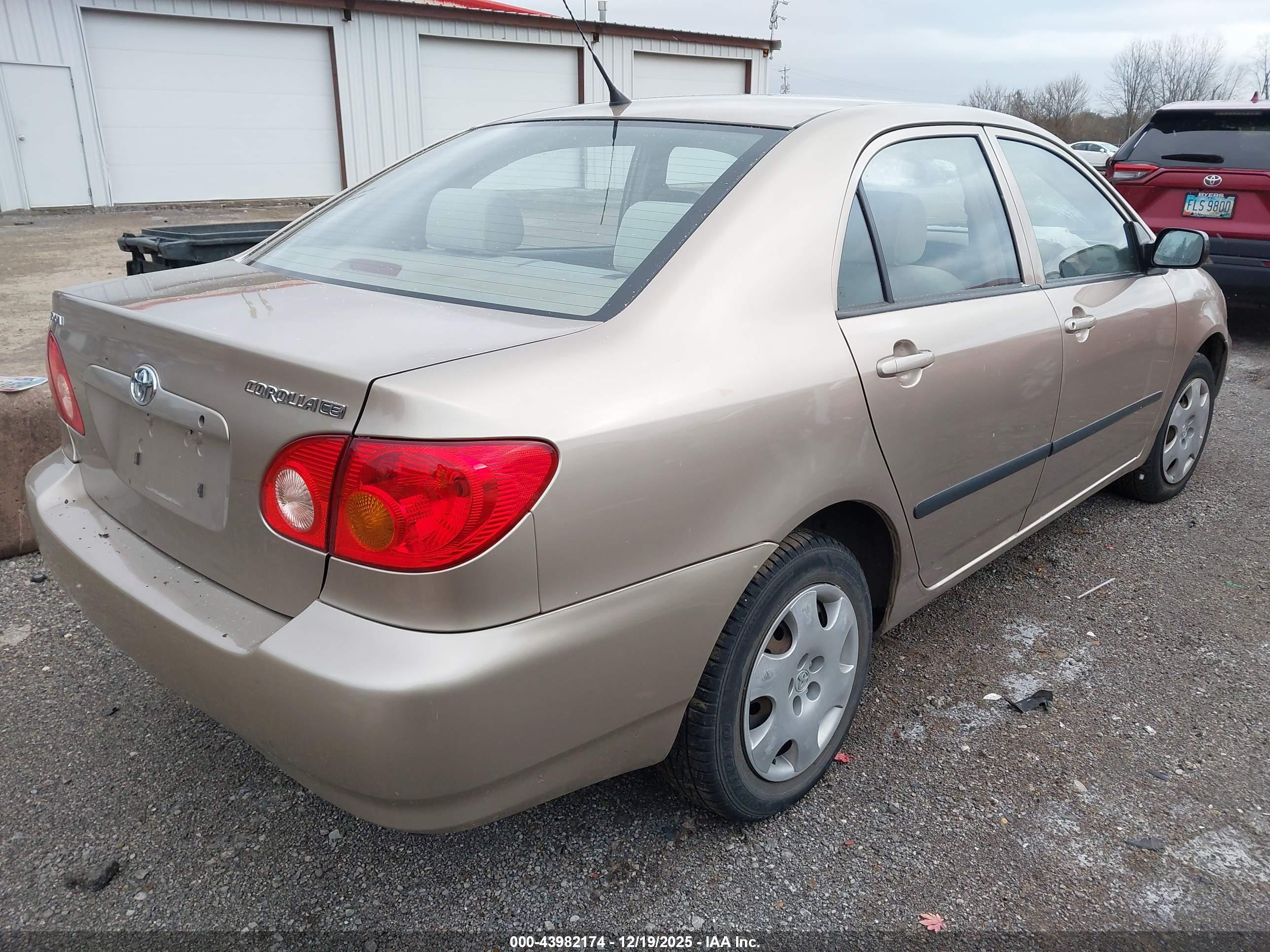 TOYOTA COROLLA image 4