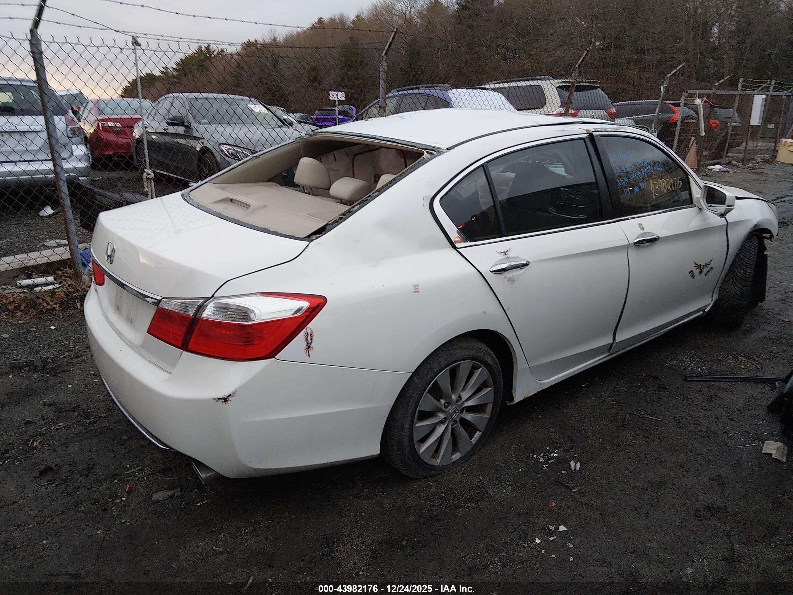 HONDA ACCORD image 4