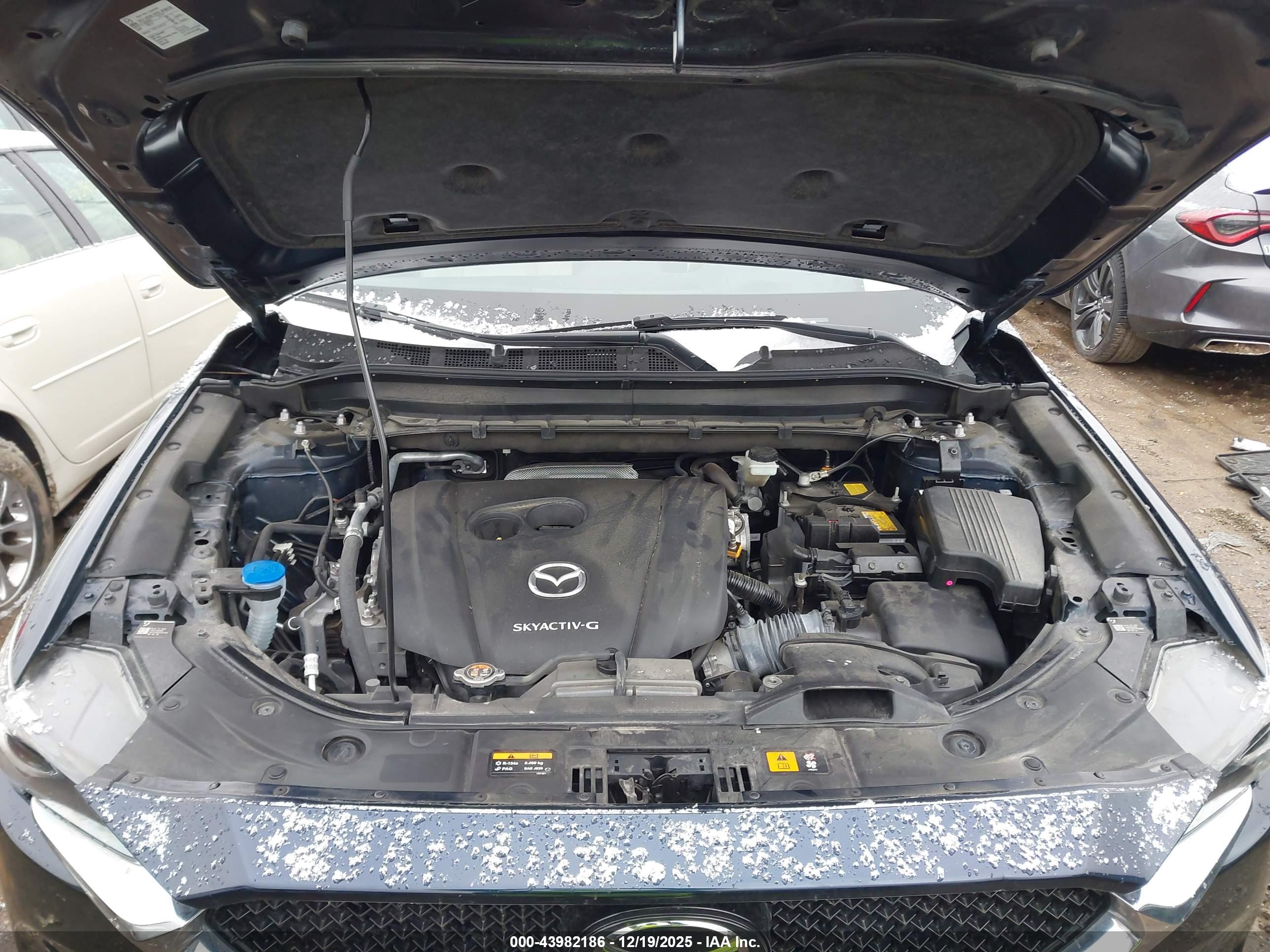 MAZDA CX-5 image 10