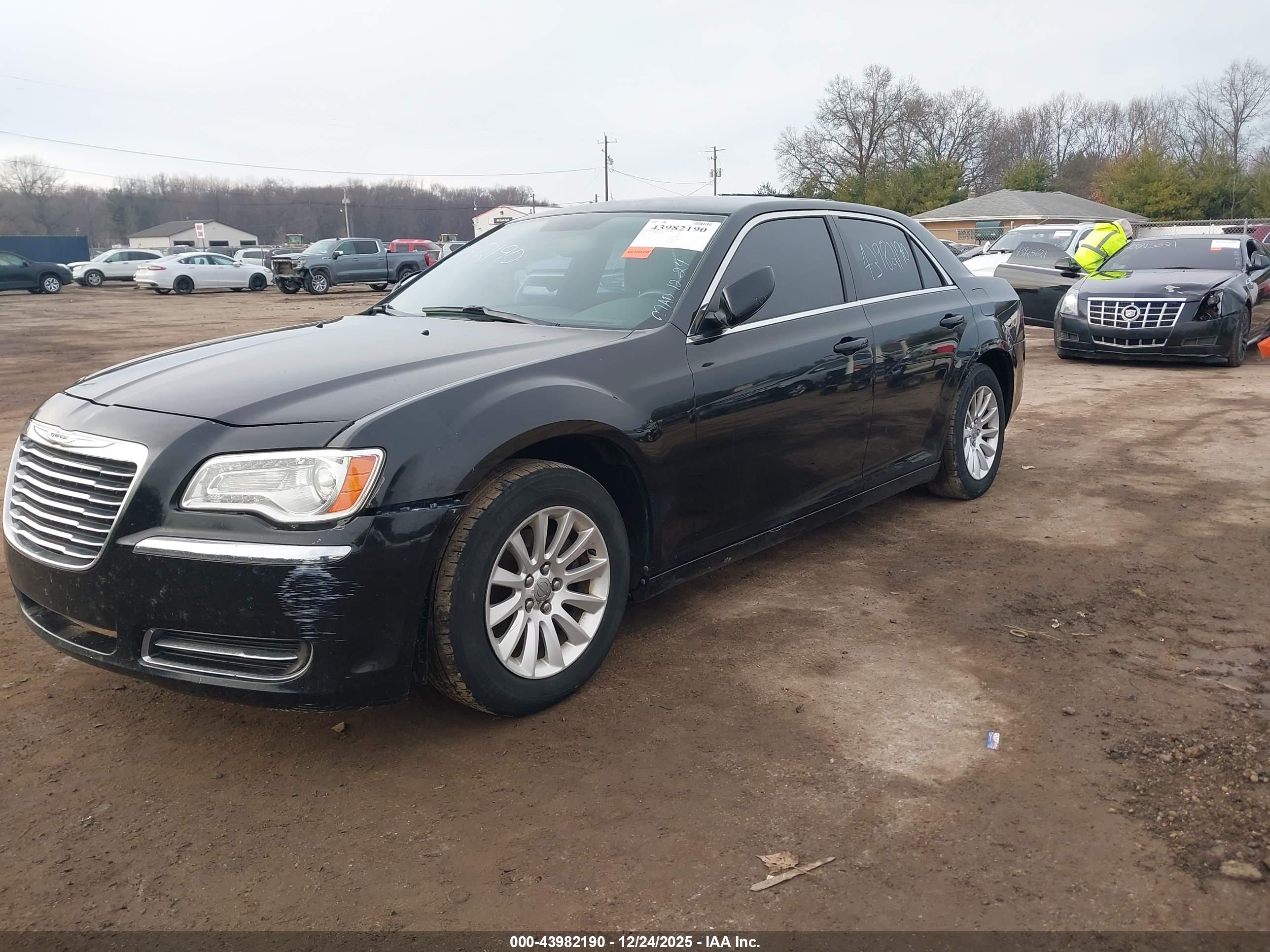 CHRYSLER 300 image 2