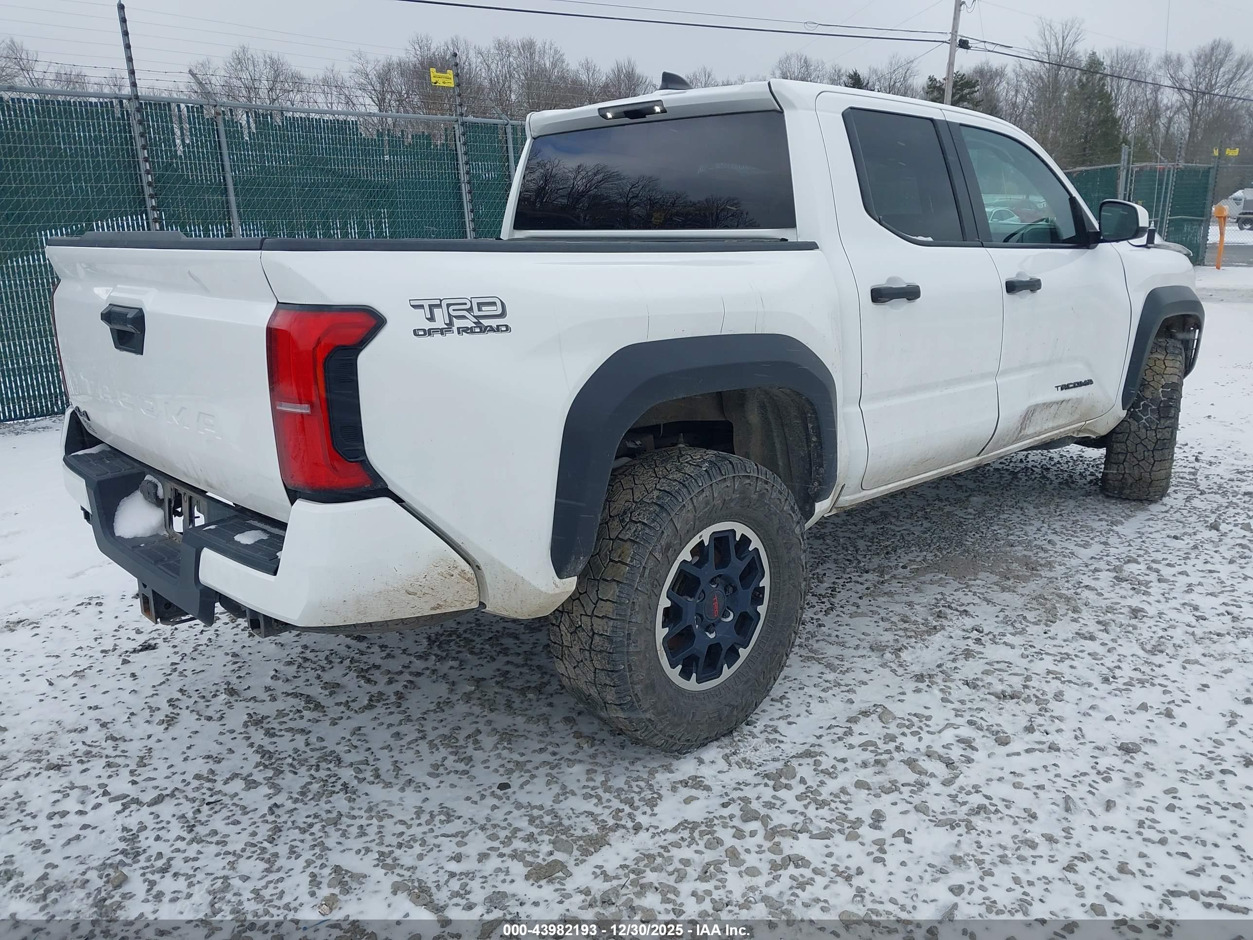 TOYOTA TACOMA image 4