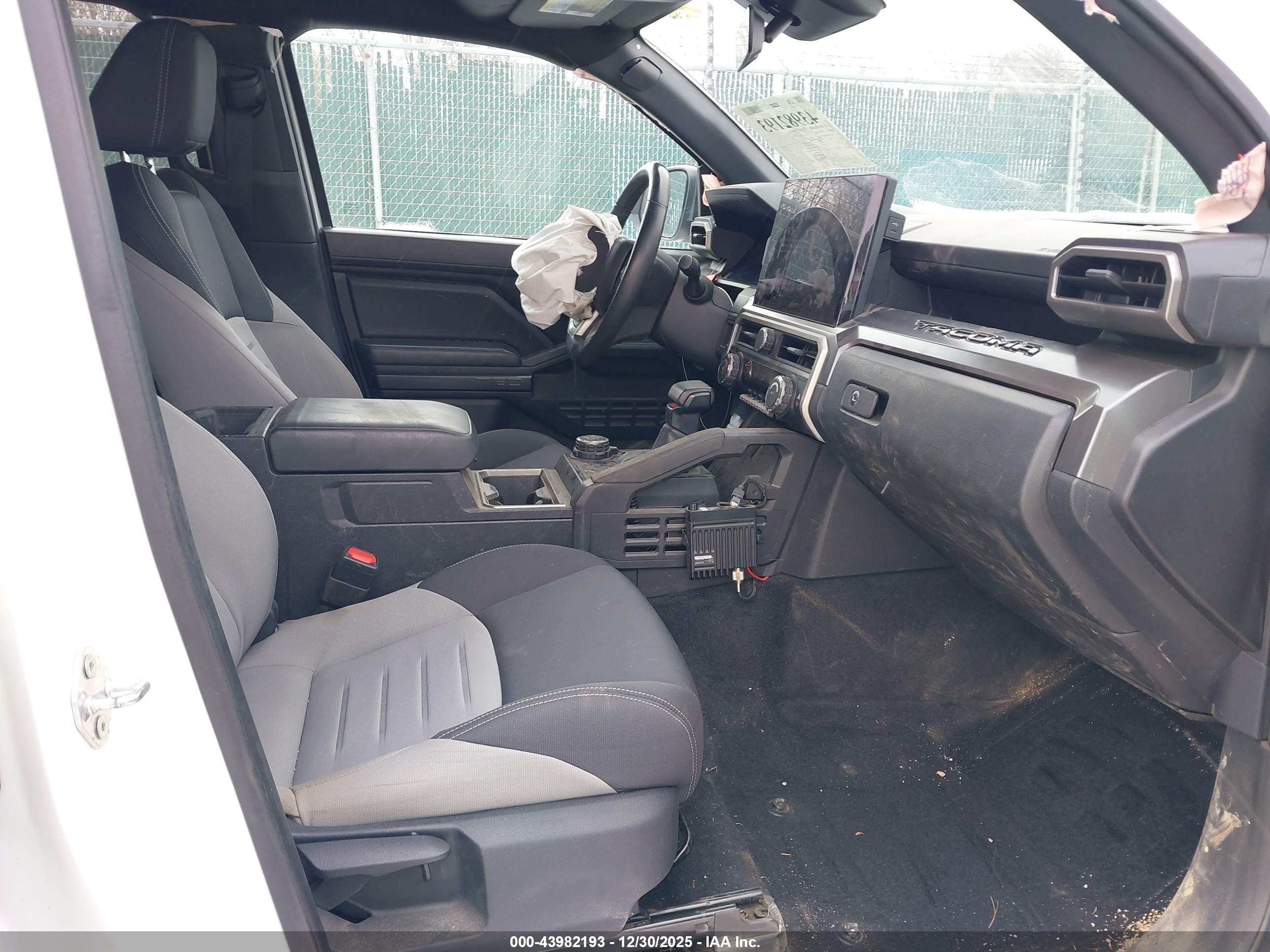 TOYOTA TACOMA image 5