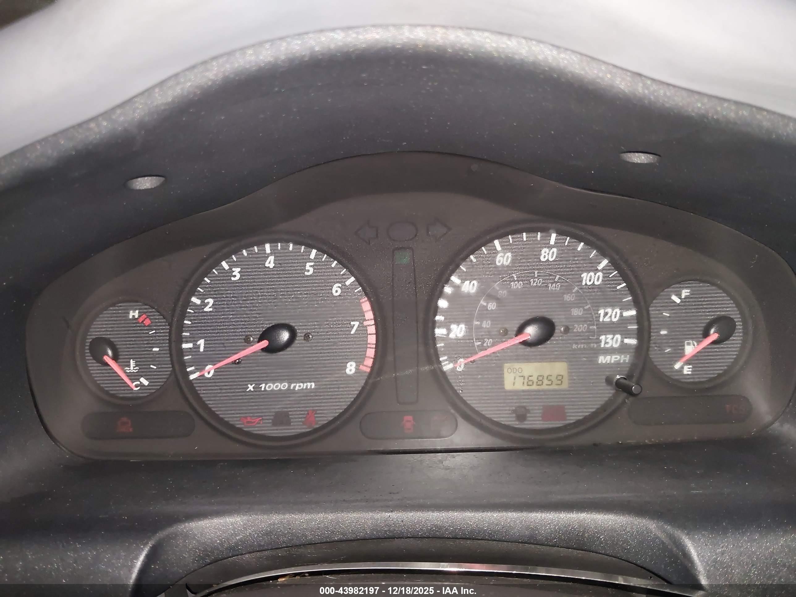 HYUNDAI SANTA image 7