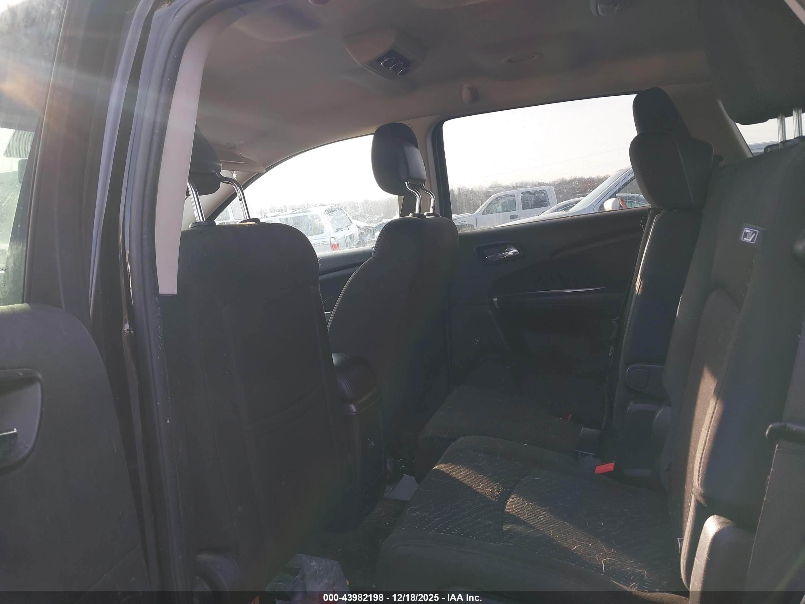 DODGE JOURNEY image 8
