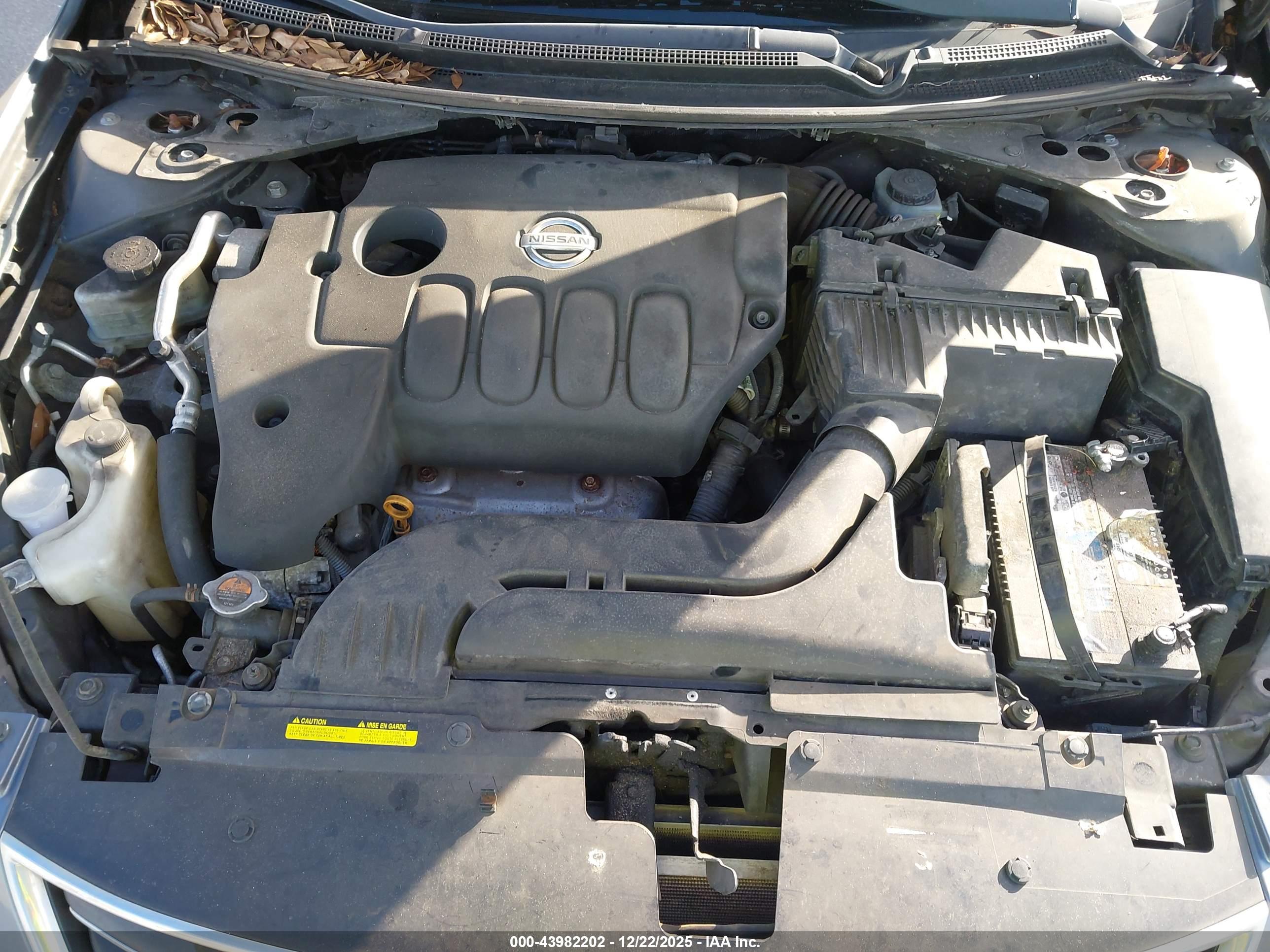 NISSAN ALTIMA image 10