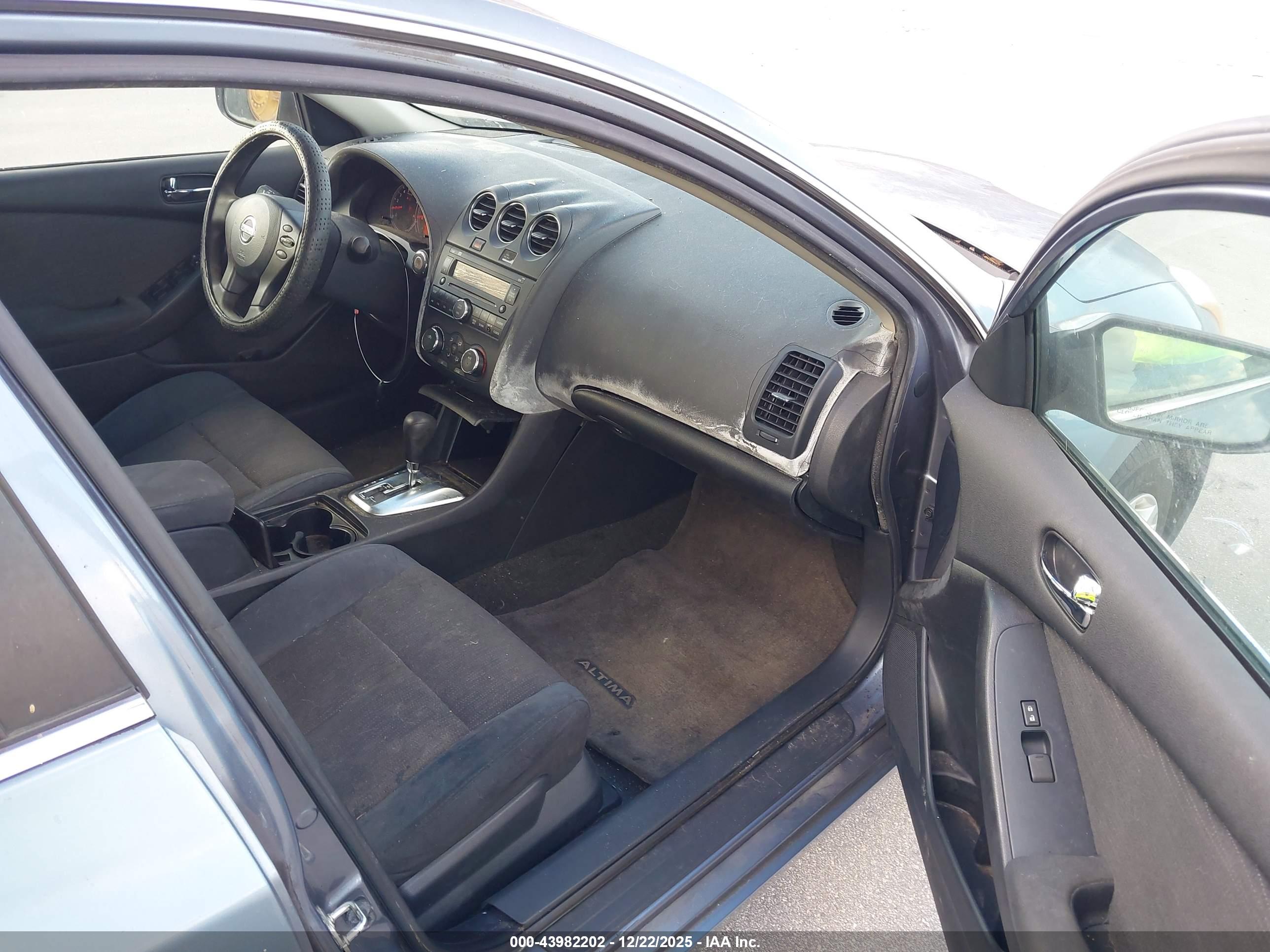 NISSAN ALTIMA image 5
