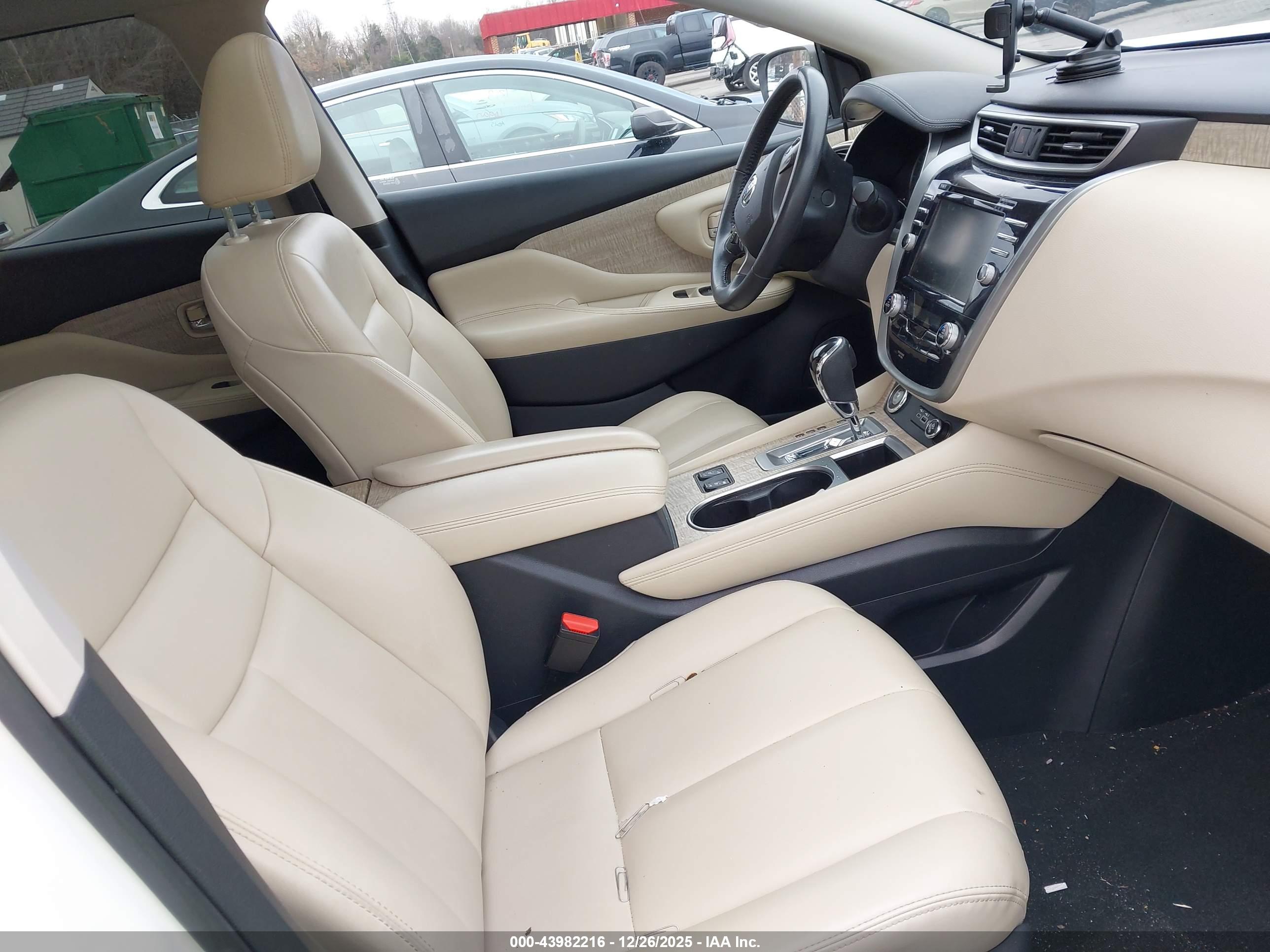 NISSAN MURANO image 5