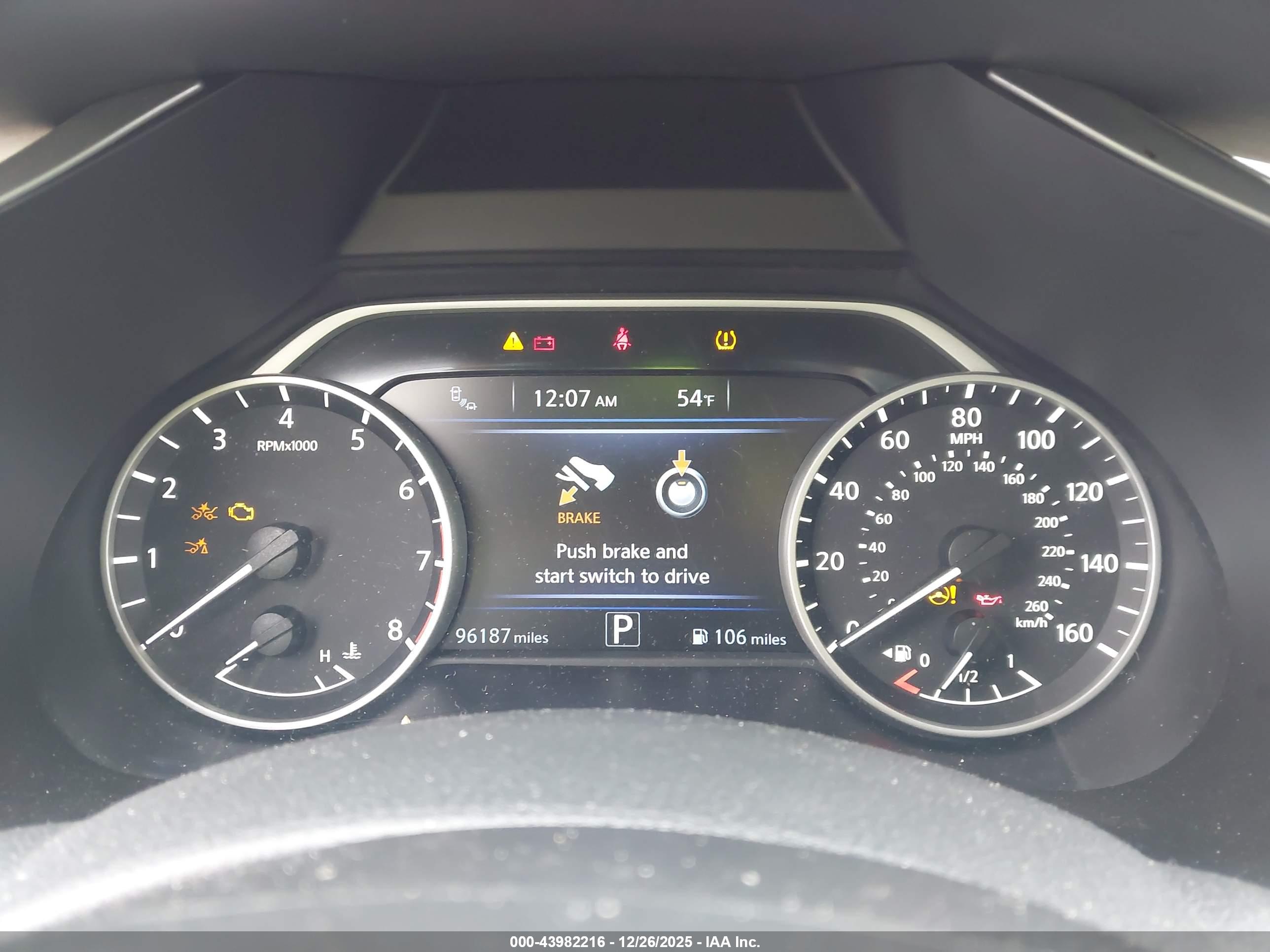 NISSAN MURANO image 7