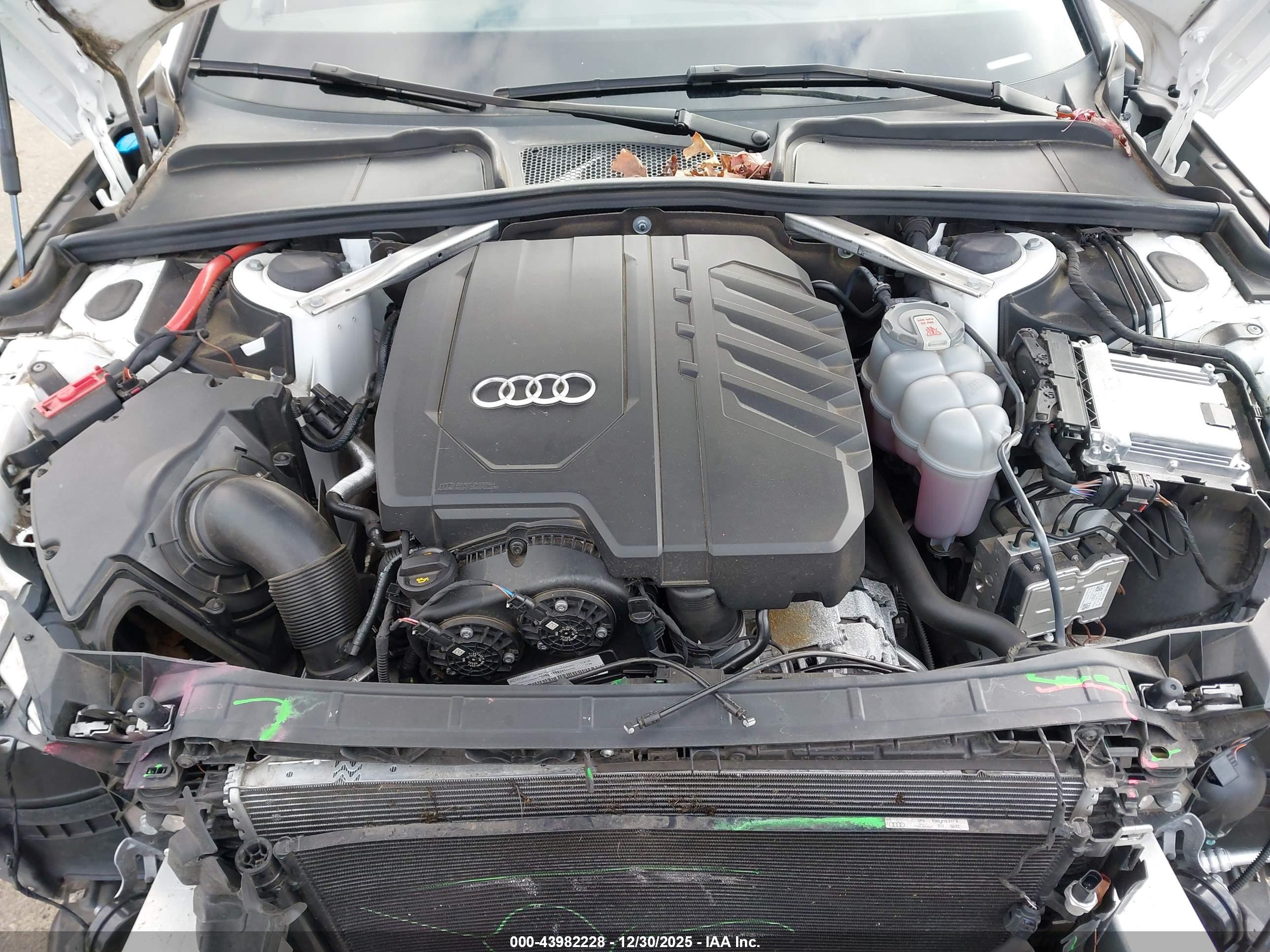 AUDI A4 image 10