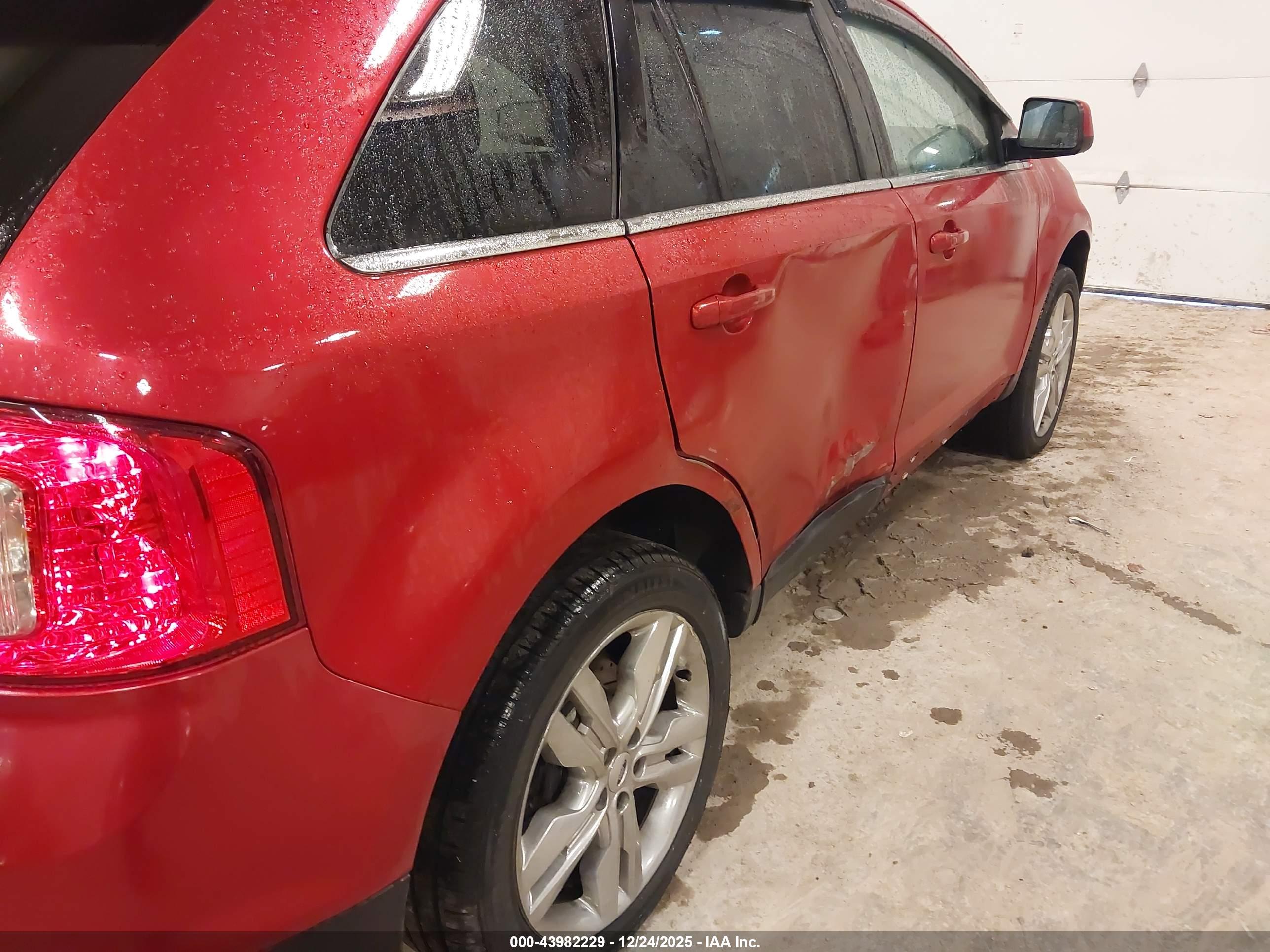 FORD EDGE image 6