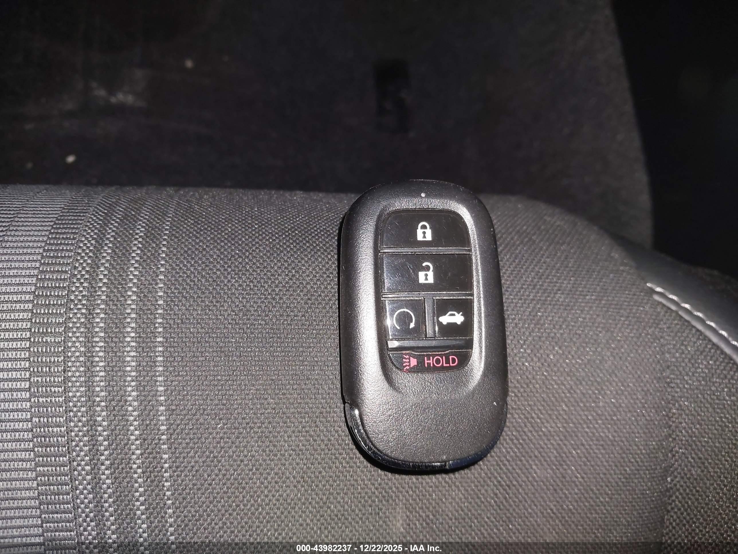 HONDA CIVIC image 11