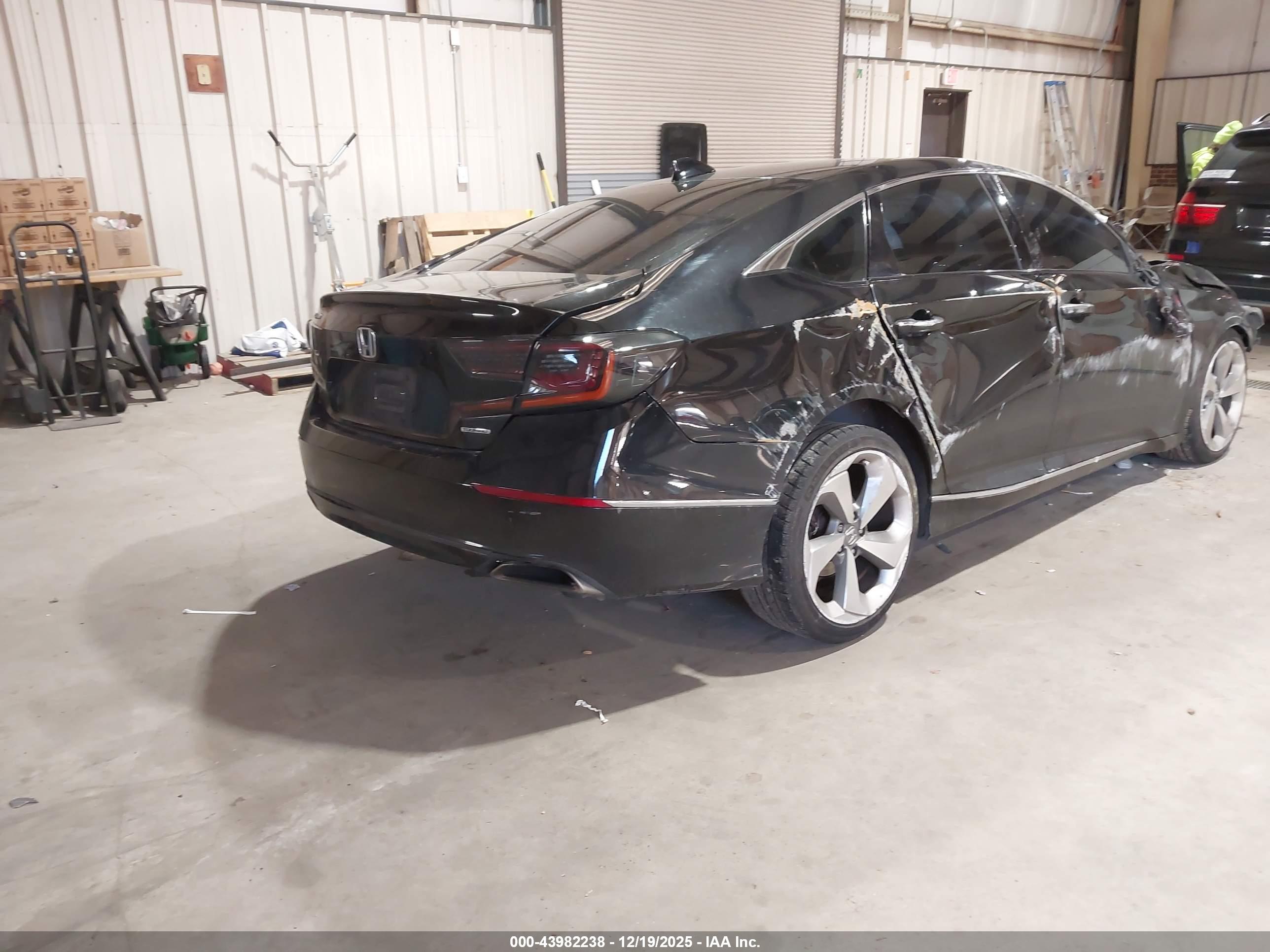 HONDA ACCORD image 4